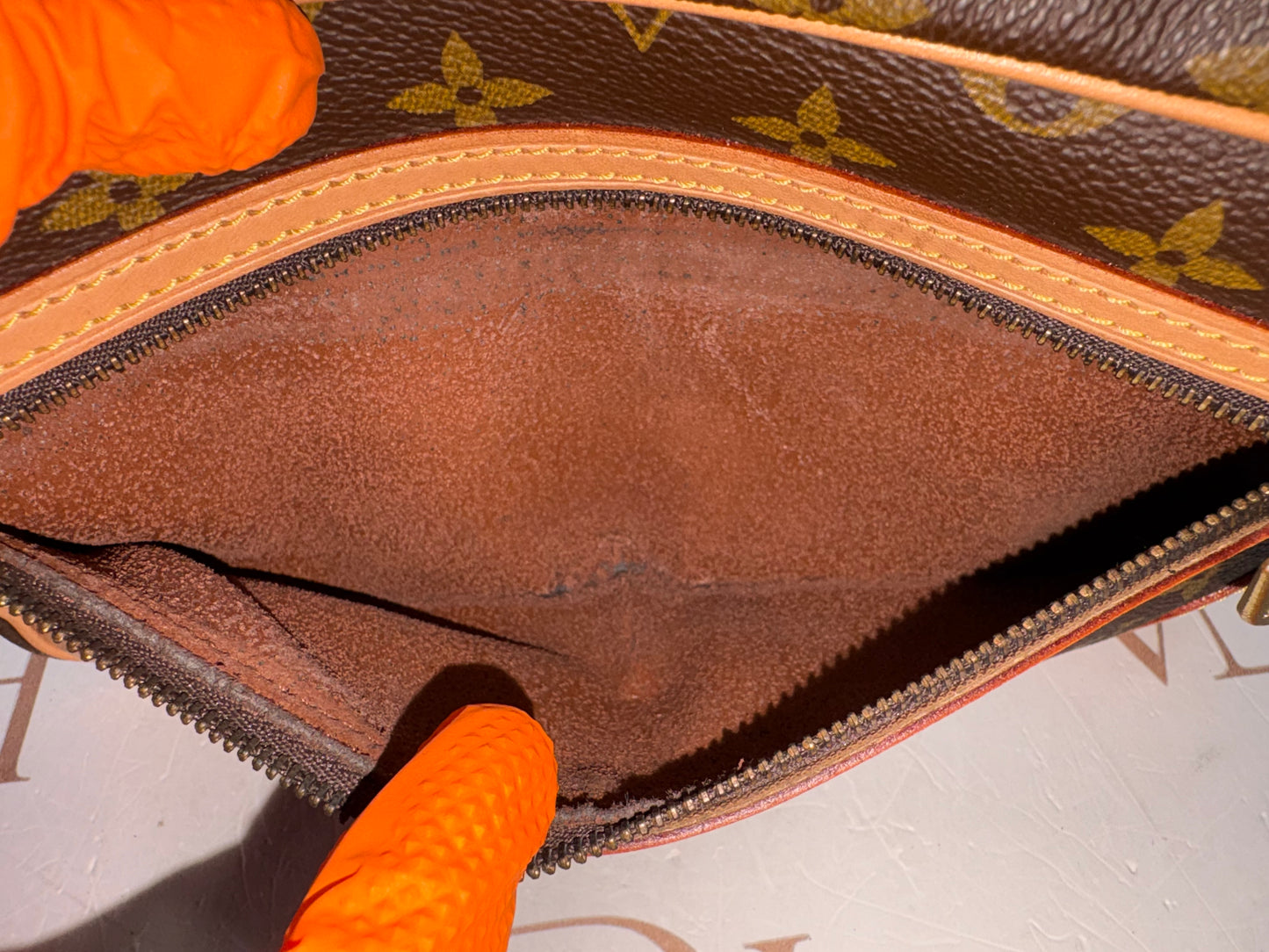 016922 - Louis Vuitton Marly Dragonne GM