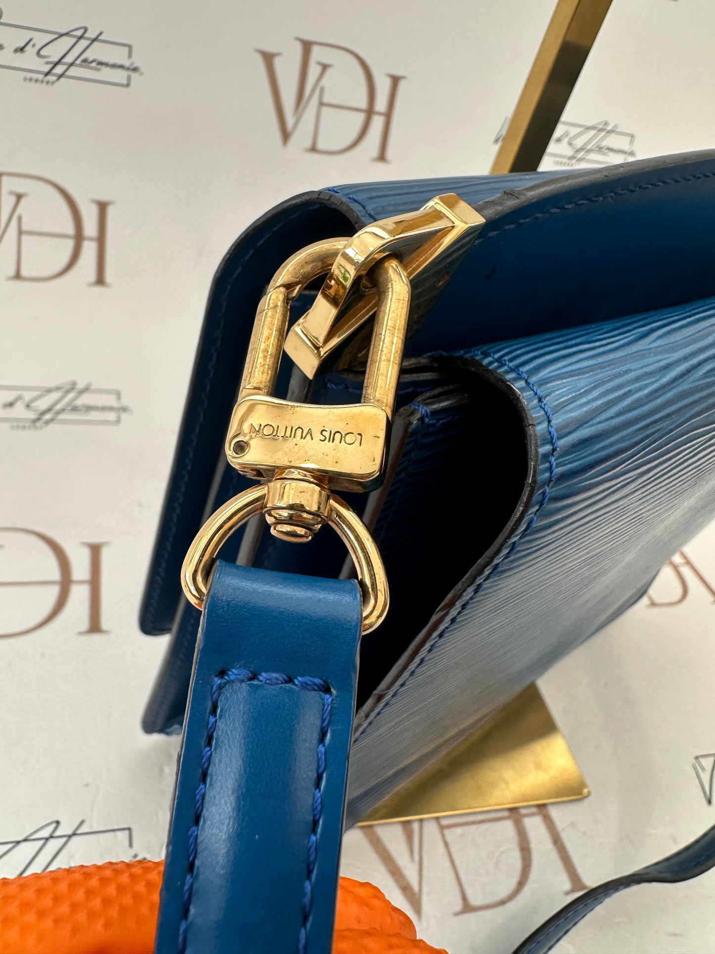 382960 - Louis Vuitton Grenelle