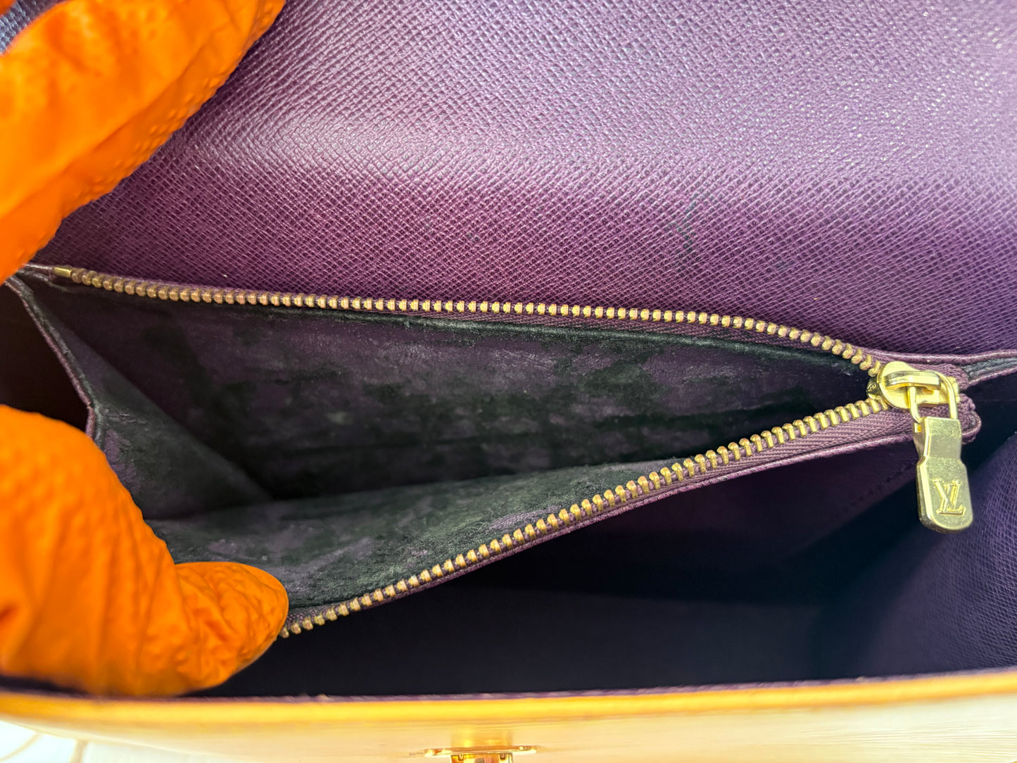 017160 - Louis Vuitton Malesherbes