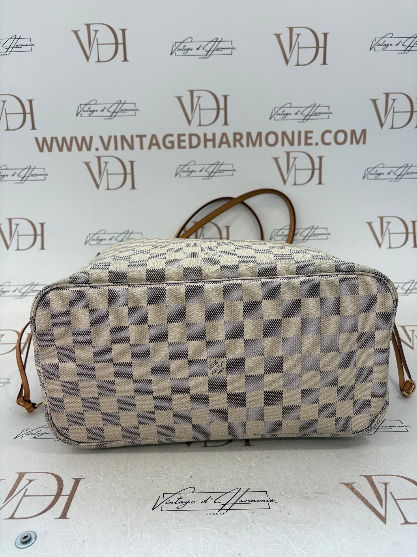 018586 - Louis Vuitton Neverfull MM
