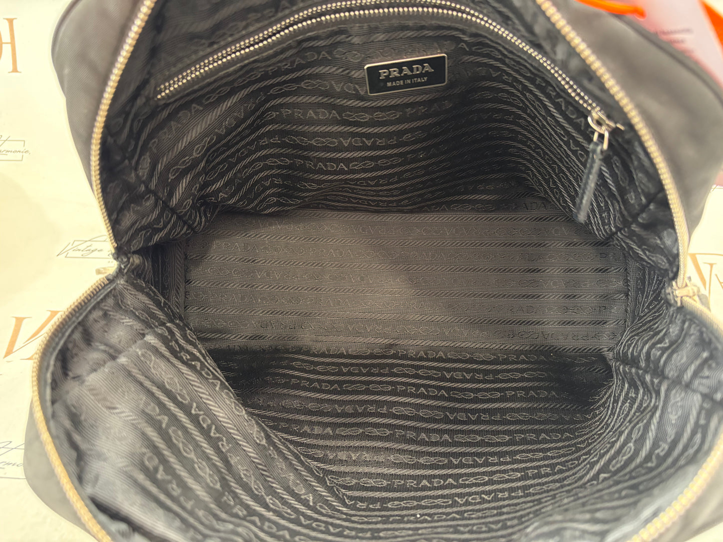 018336 - Prada Tote Nylon