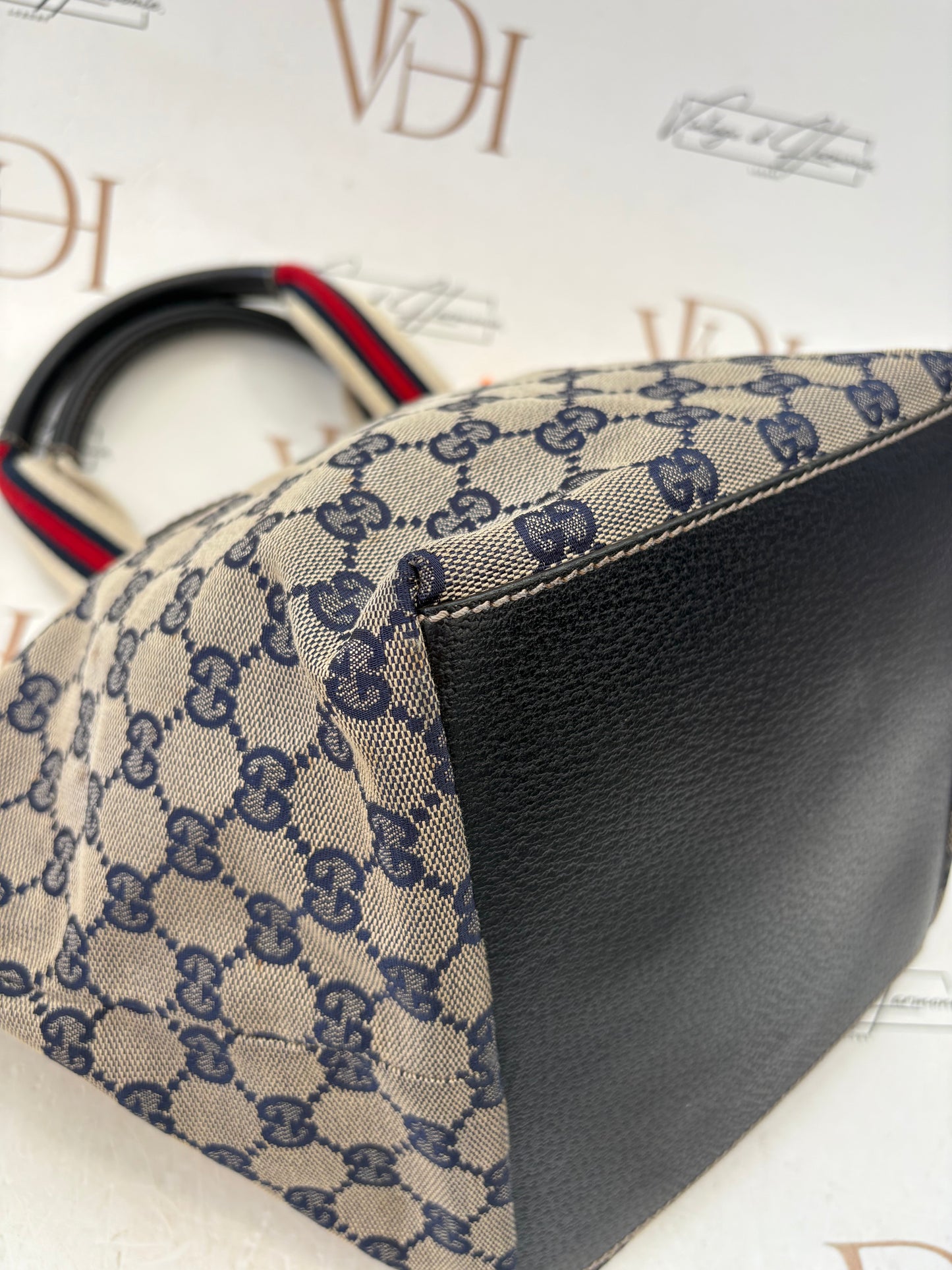 200951 - Gucci