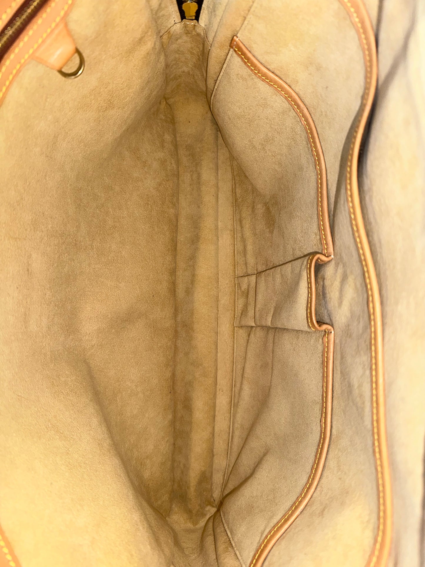 Louis Vuitton Porte Document Voyage