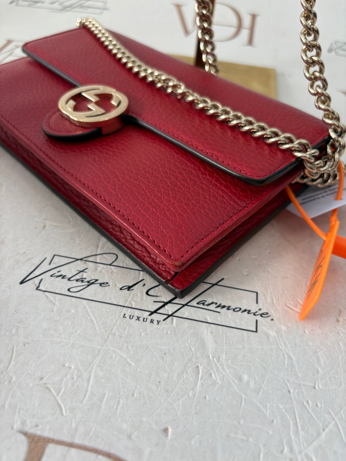 384217 - Gucci Interlocking