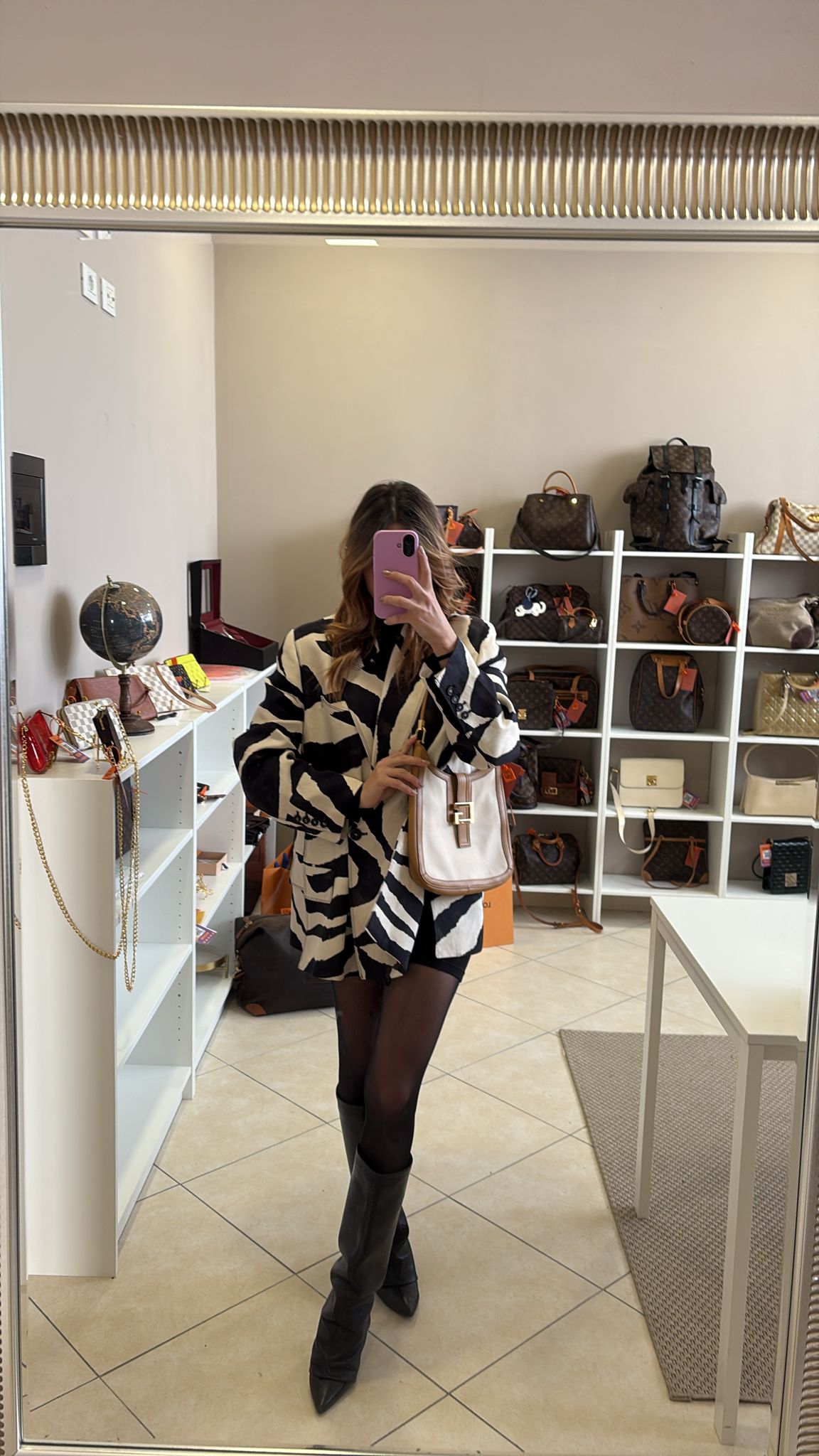 Gucci Beige