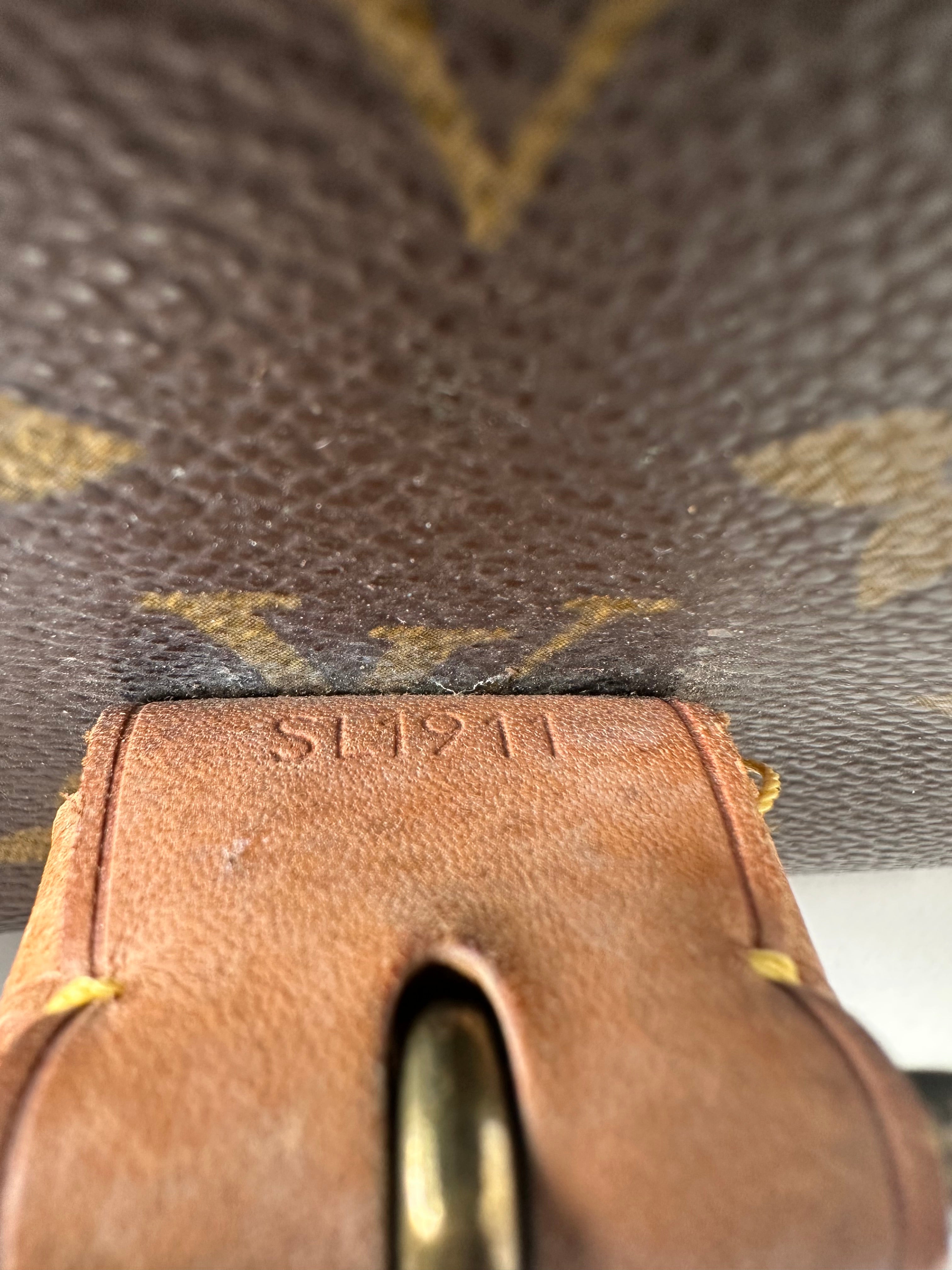 Louis Vuitton Beverly Business