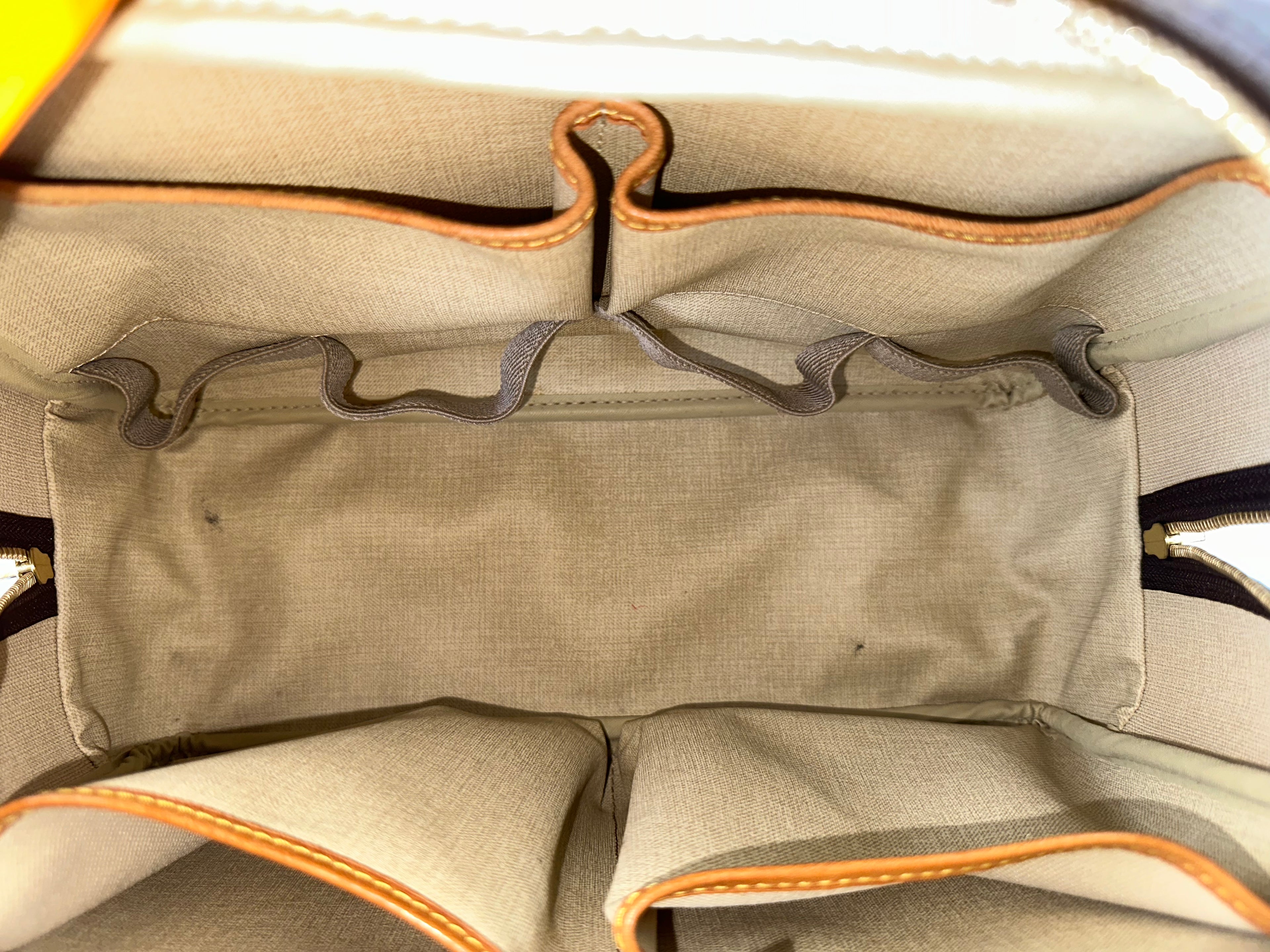 Louis Vuitton Deauville