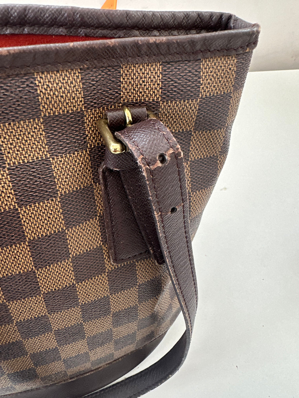 Louis Vuitton Marais
