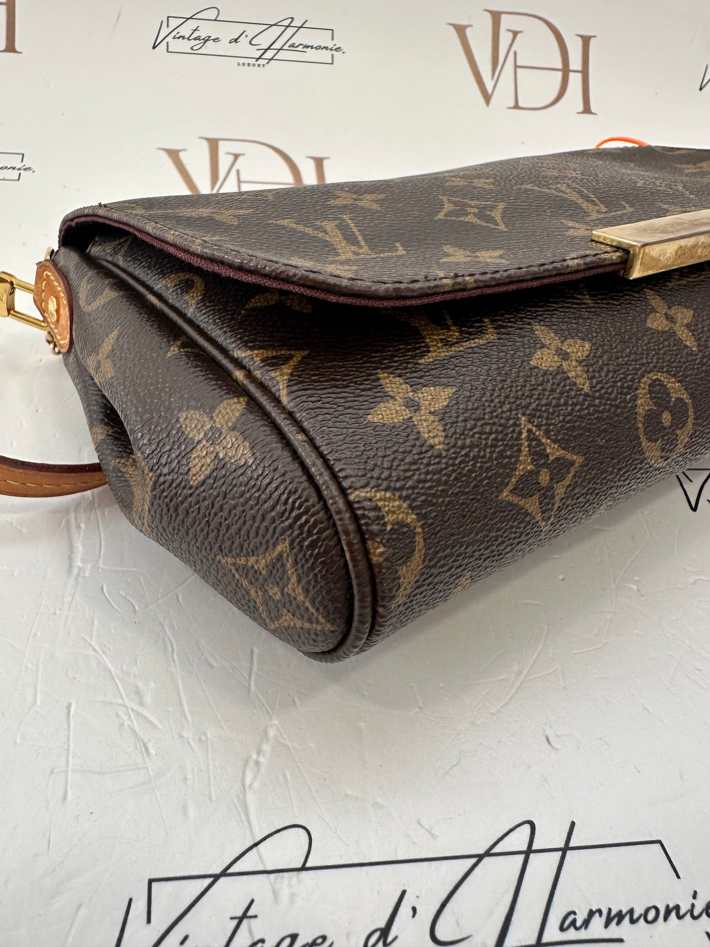382571 - Louis Vuitton Favorite