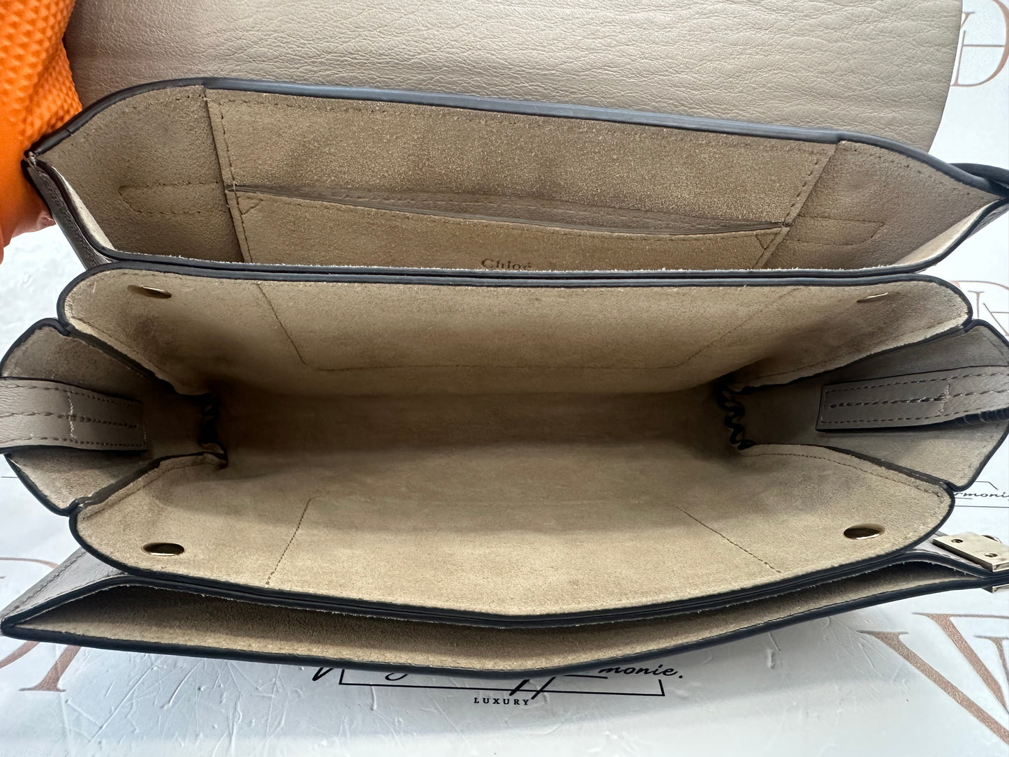 382341 - Chloè Faye