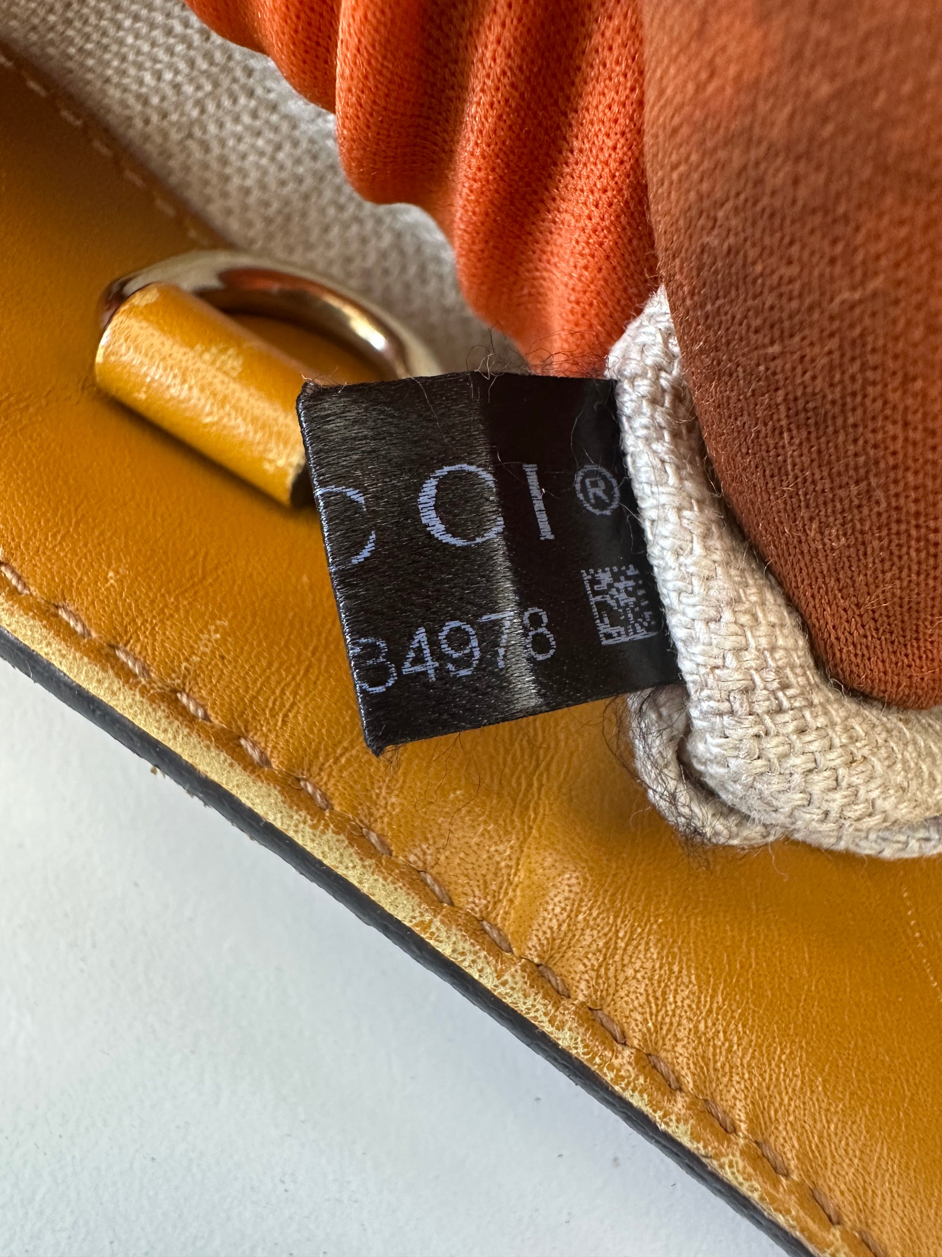 Gucci GG Canvas +pochette