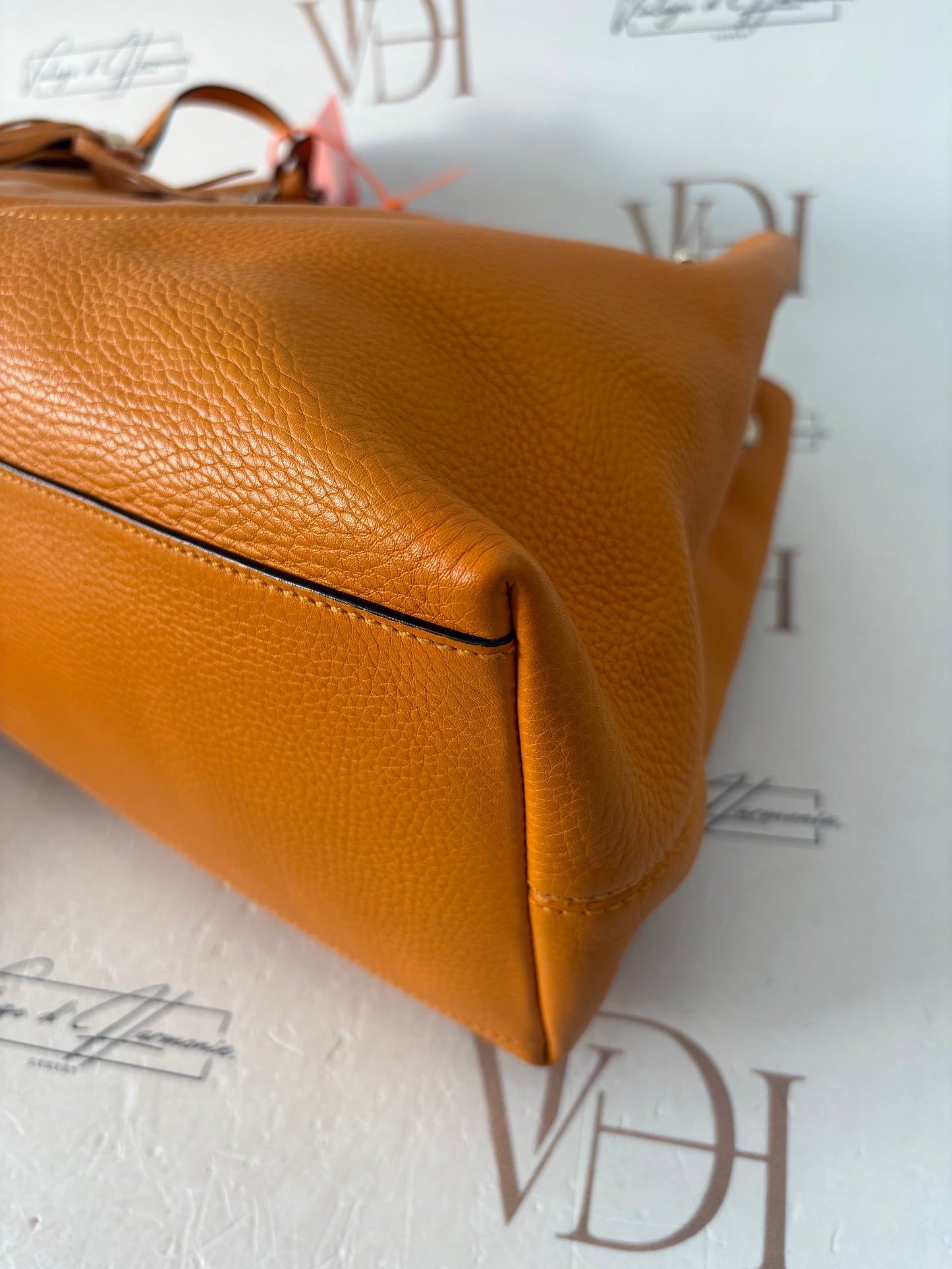 383878 - Gucci Soho