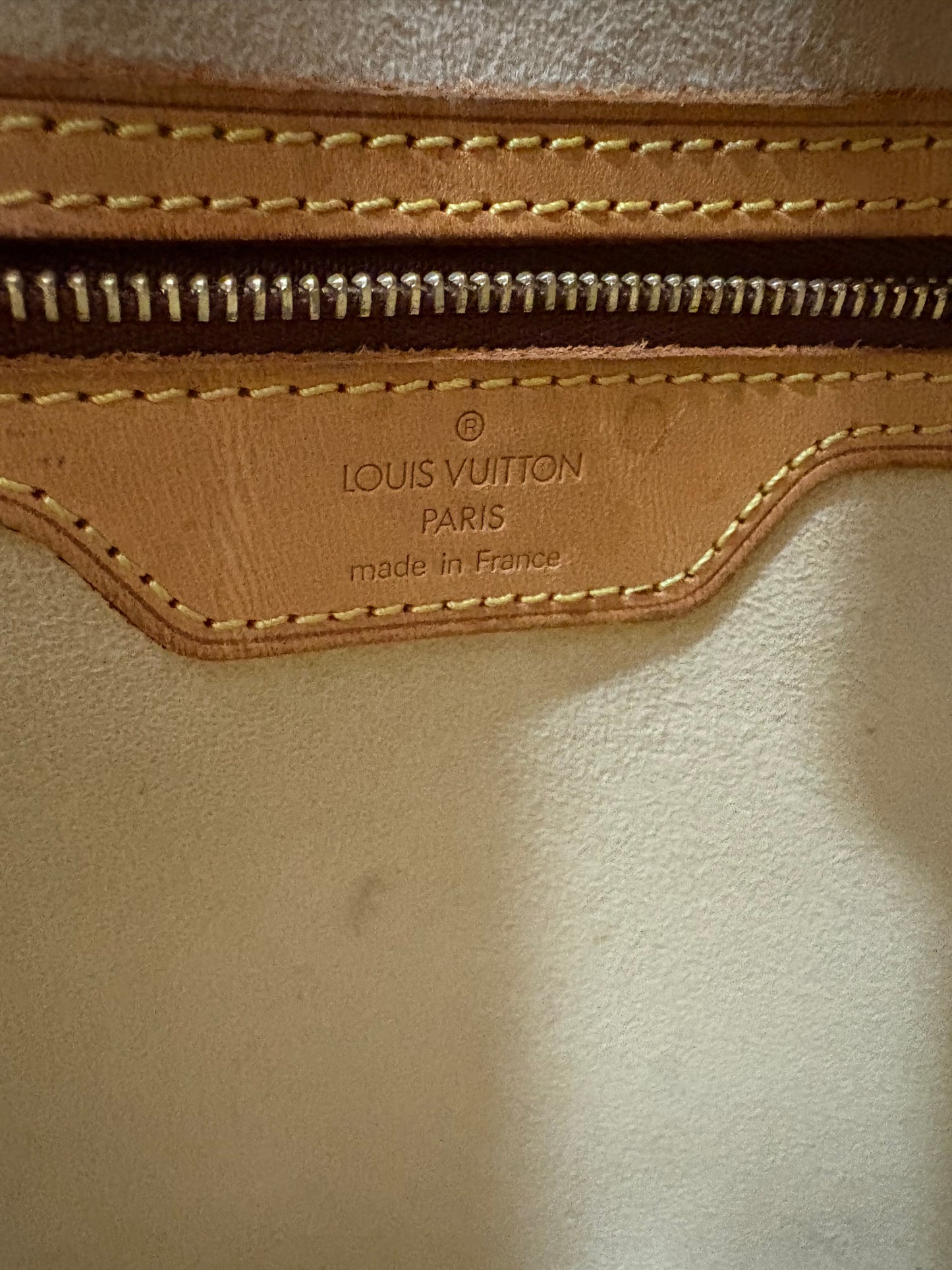 016932 - Louis Vuitton Cite GM
