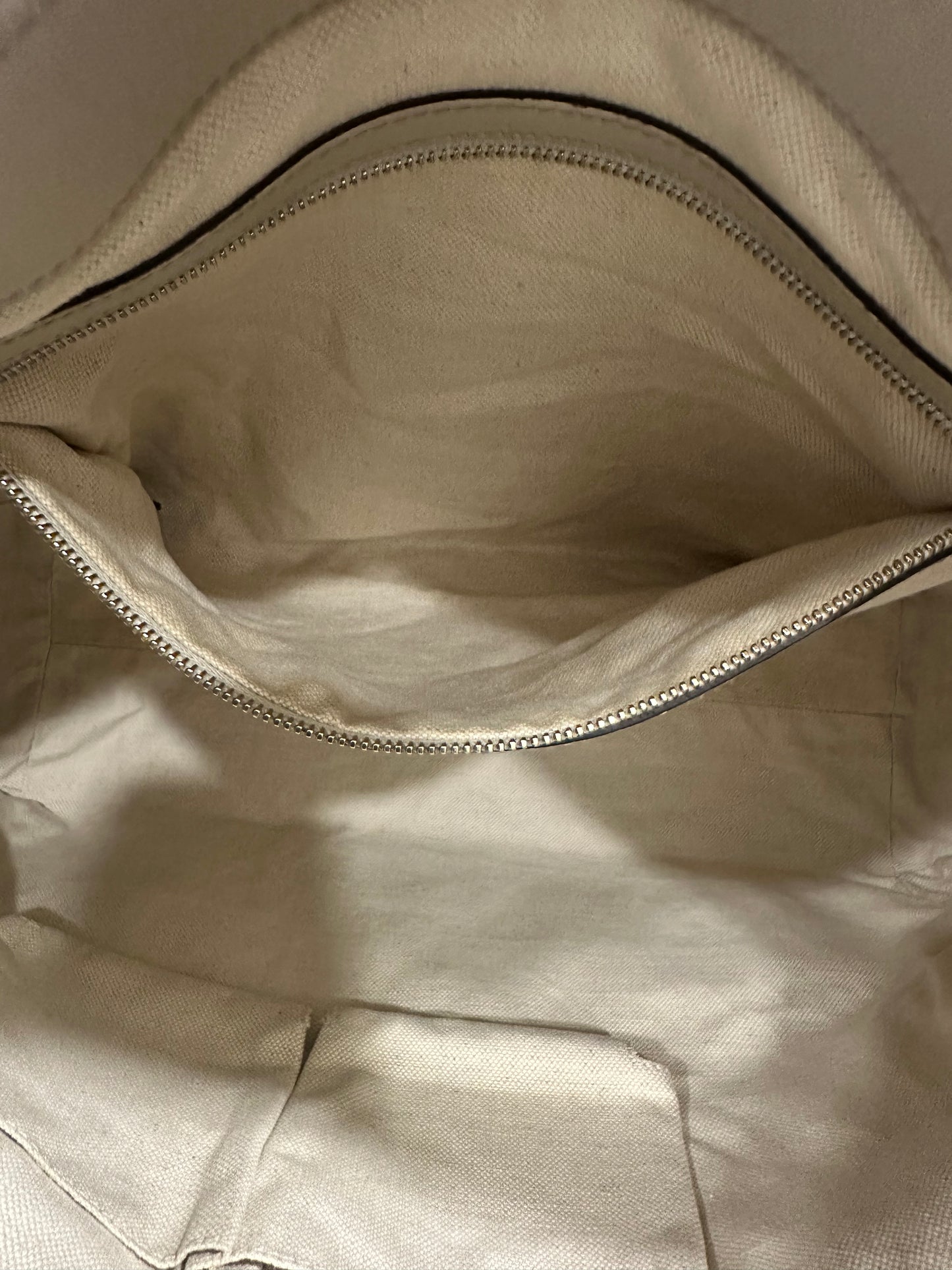383152 - Gucci Tote