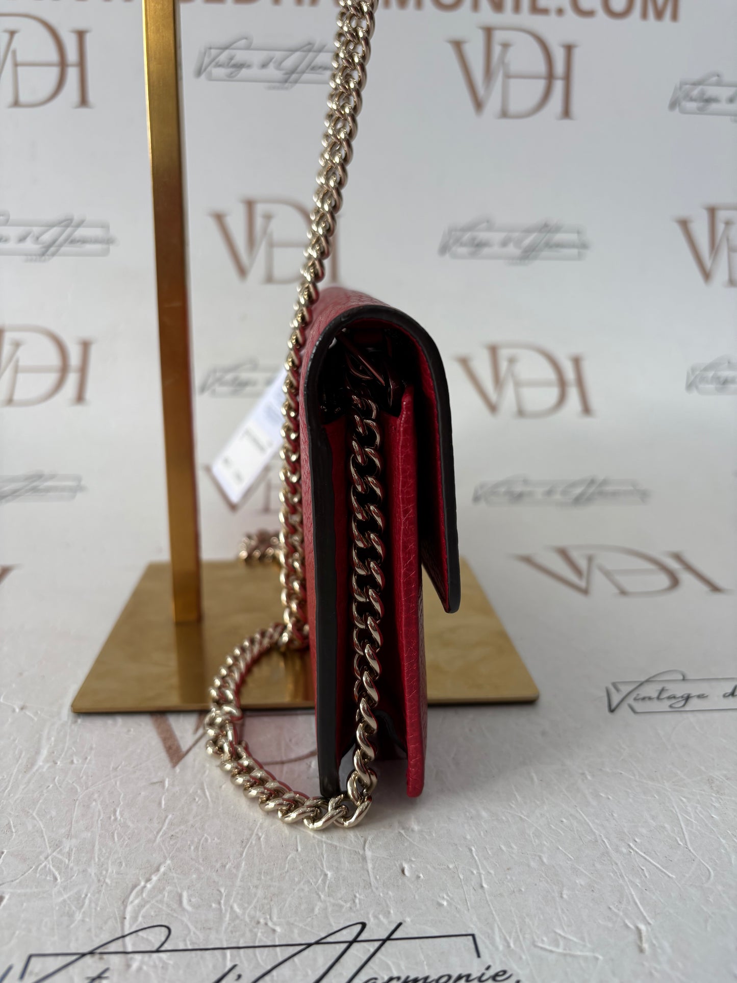 384217 - Gucci Interlocking