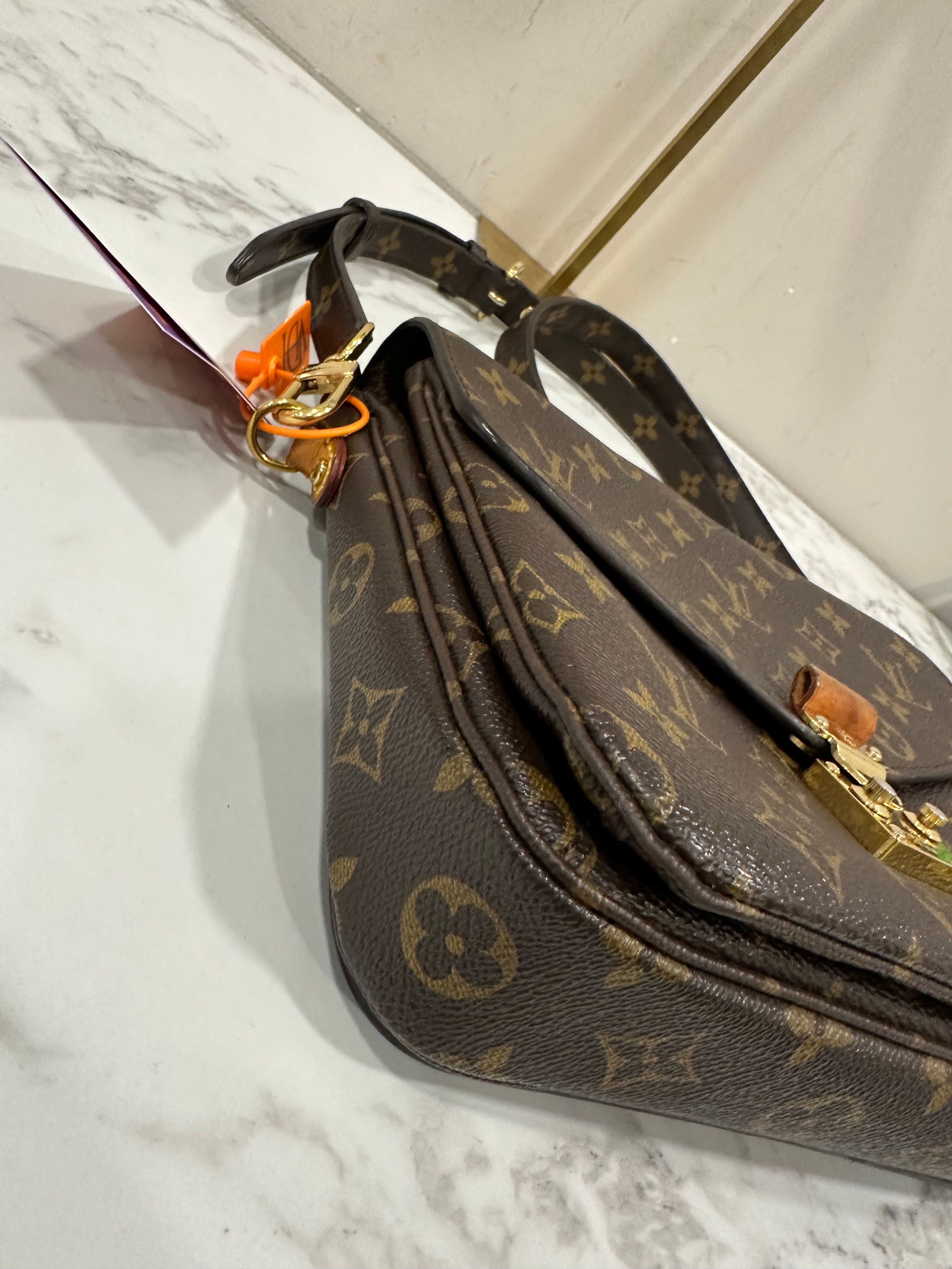 Louis Vuitton Metis