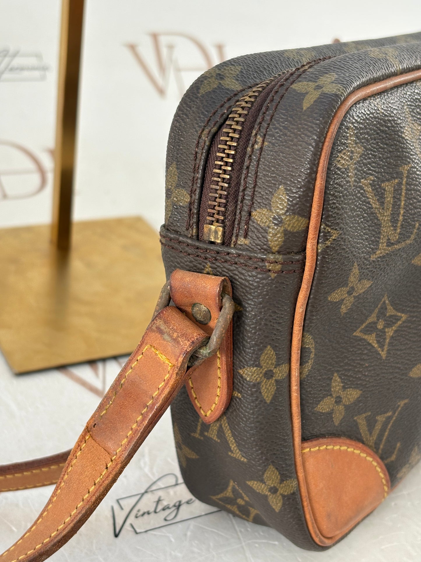 018203 - Louis Vuitton Trocadero 24