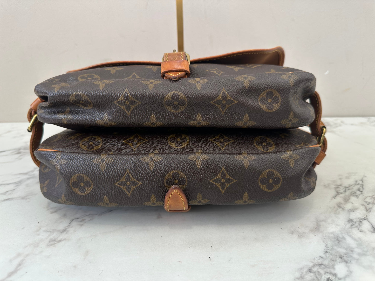 Louis Vuitton Saumur 30