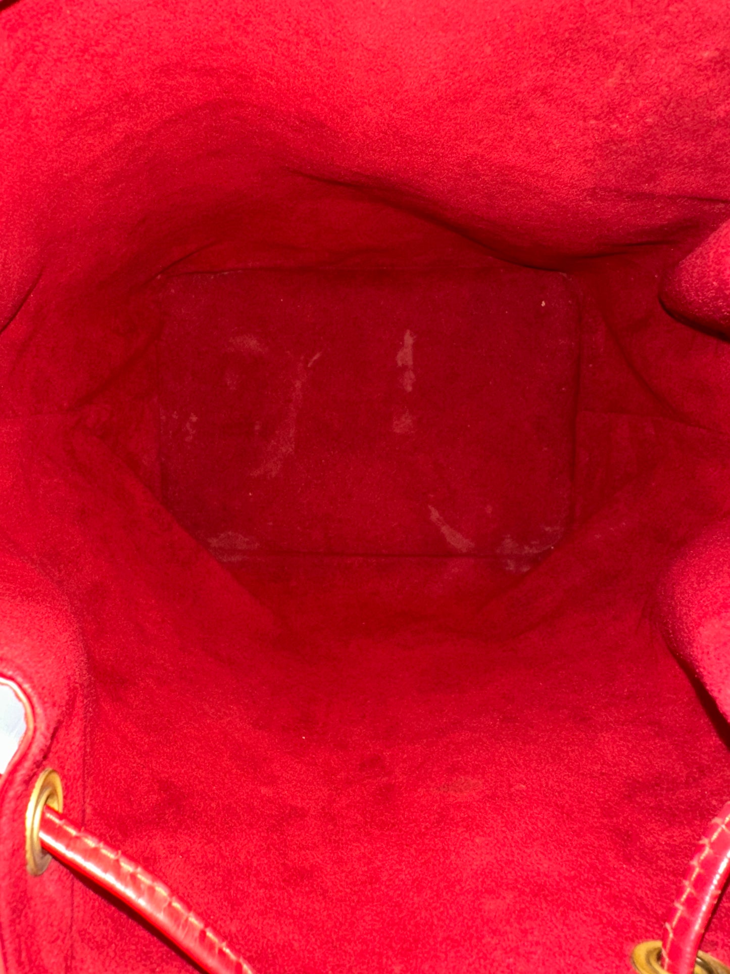 017848 - Louis Vuitton Red Epi Noè