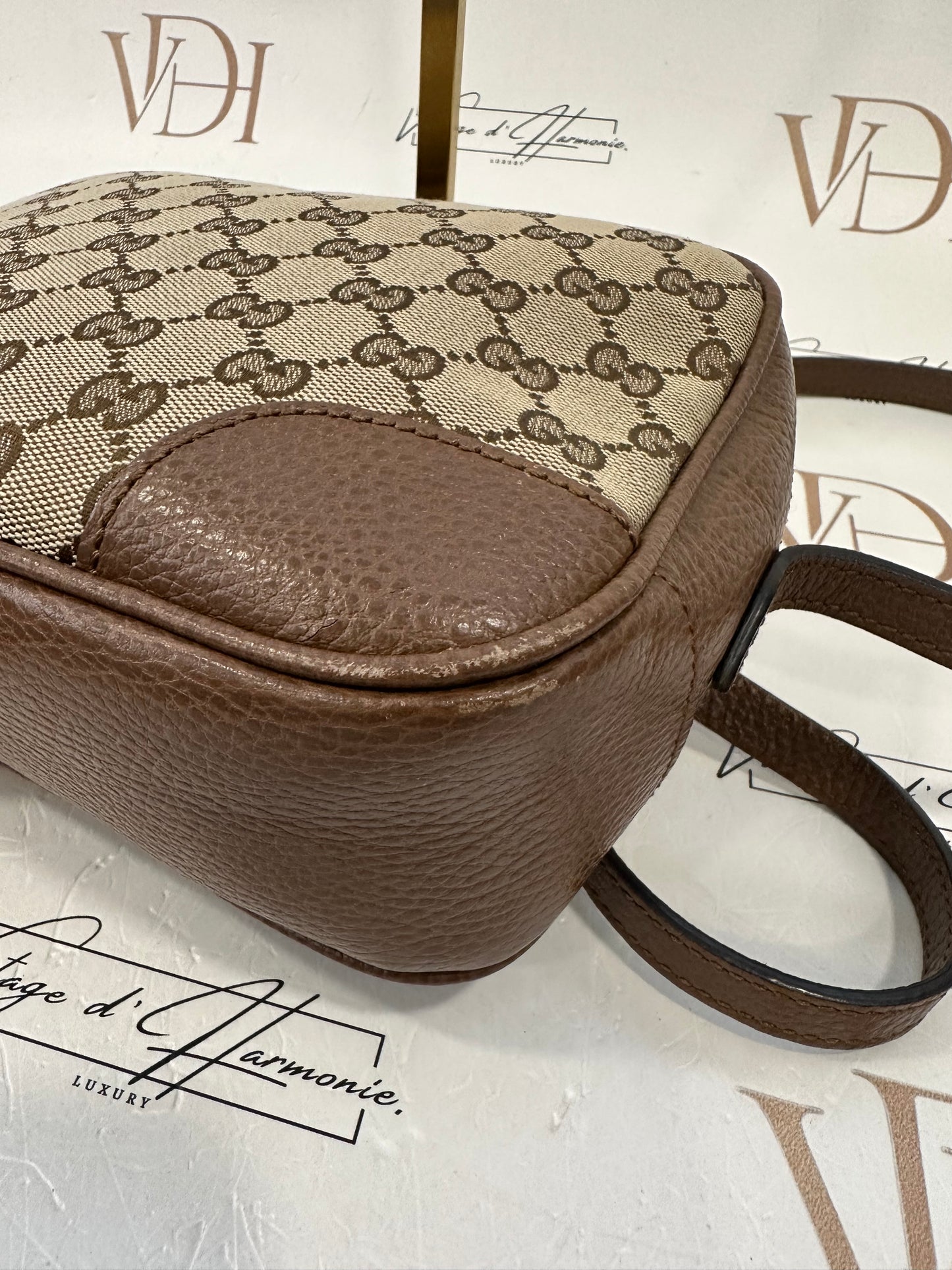 382881 - Gucci Bree