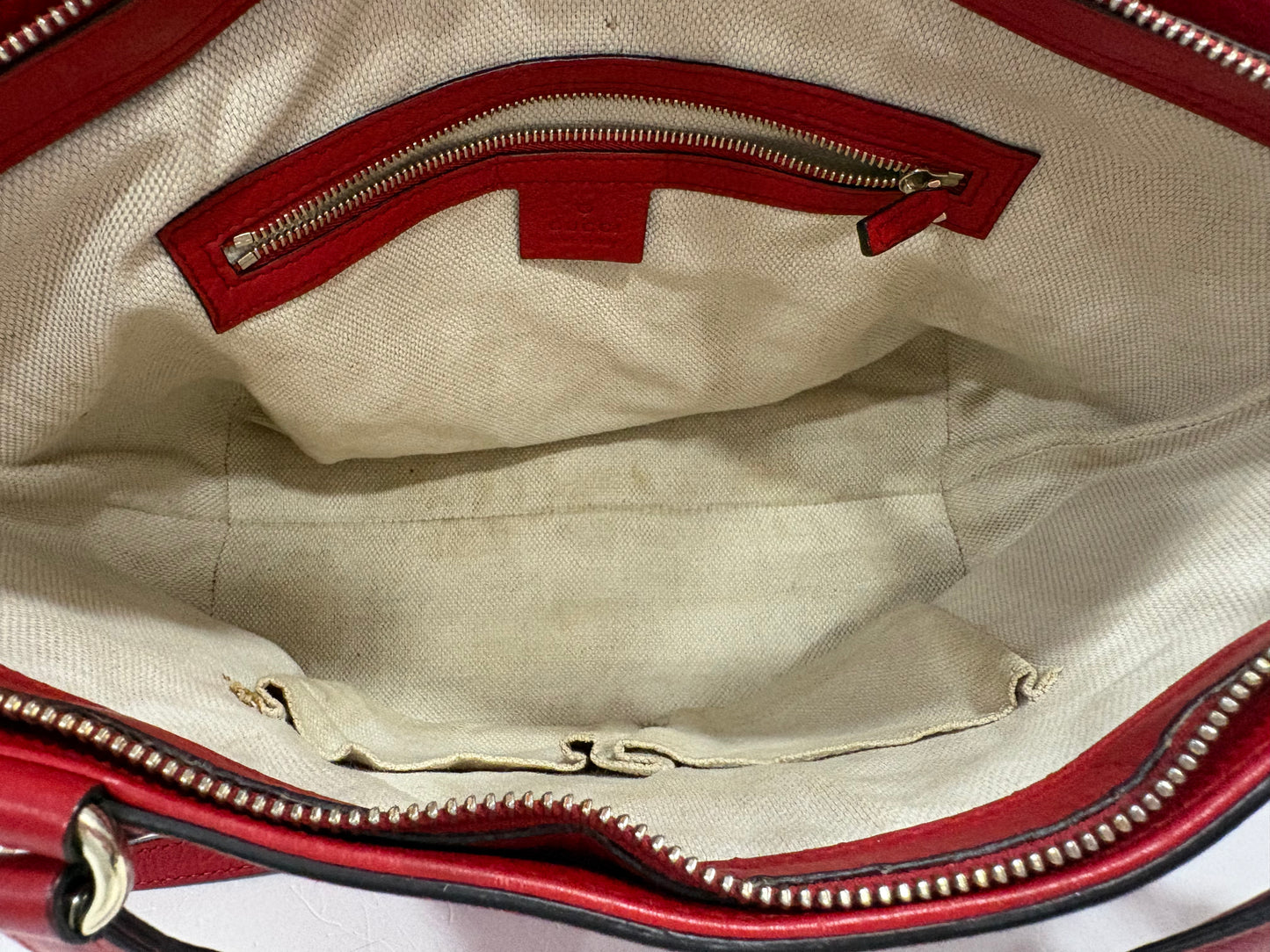 383087 - Gucci Soho
