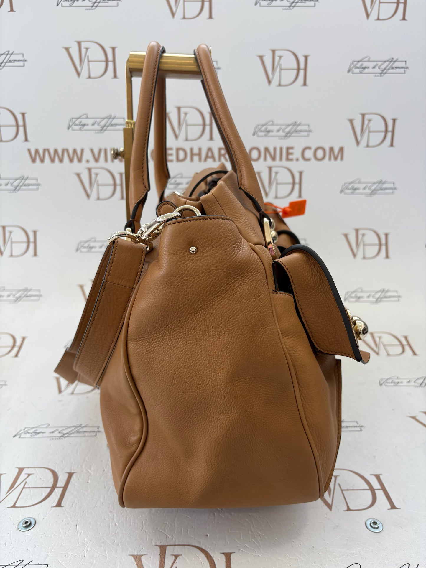 018388 - Céline Brown