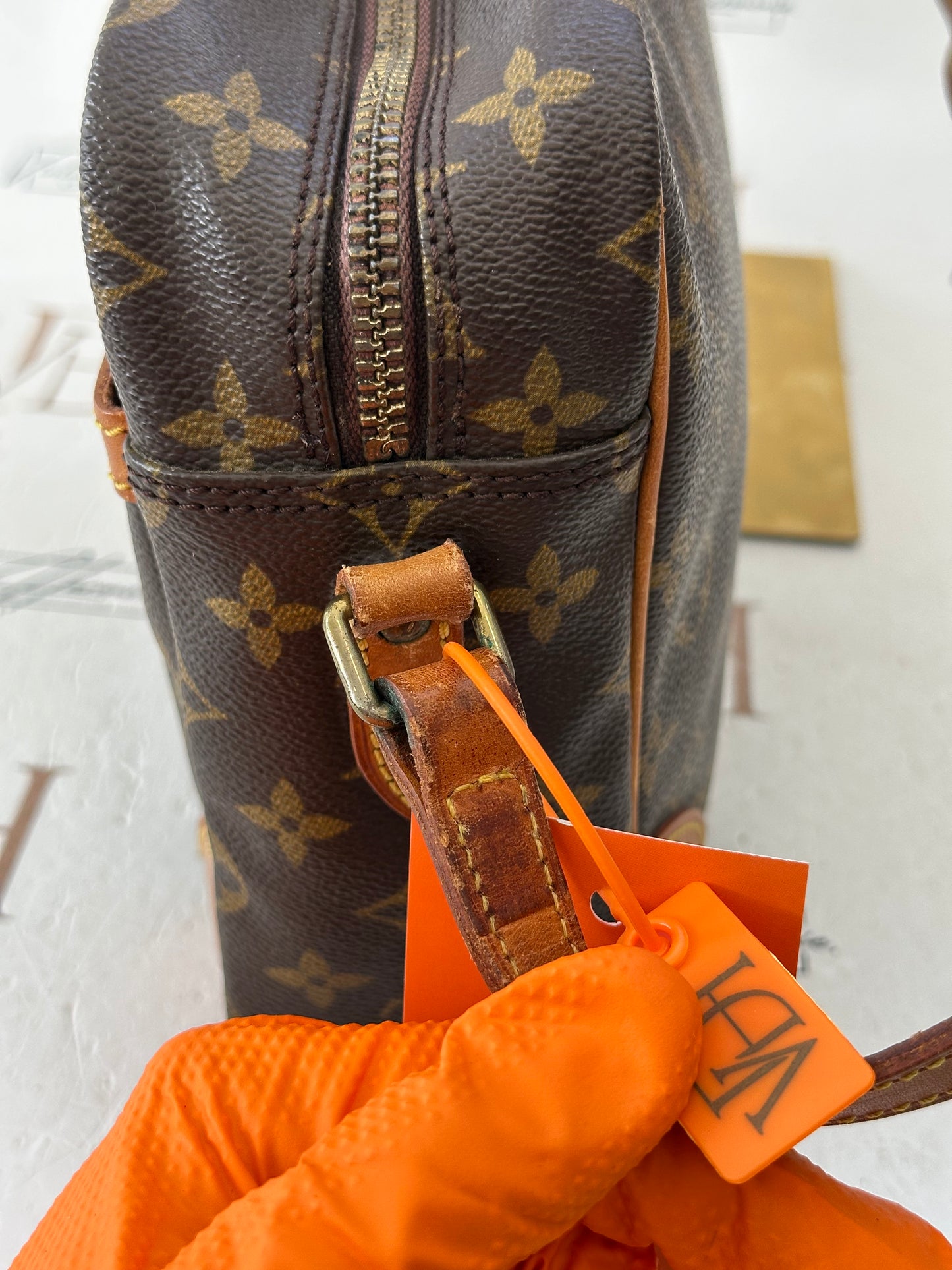 018124 -Louis Vuitton Trocadero 30