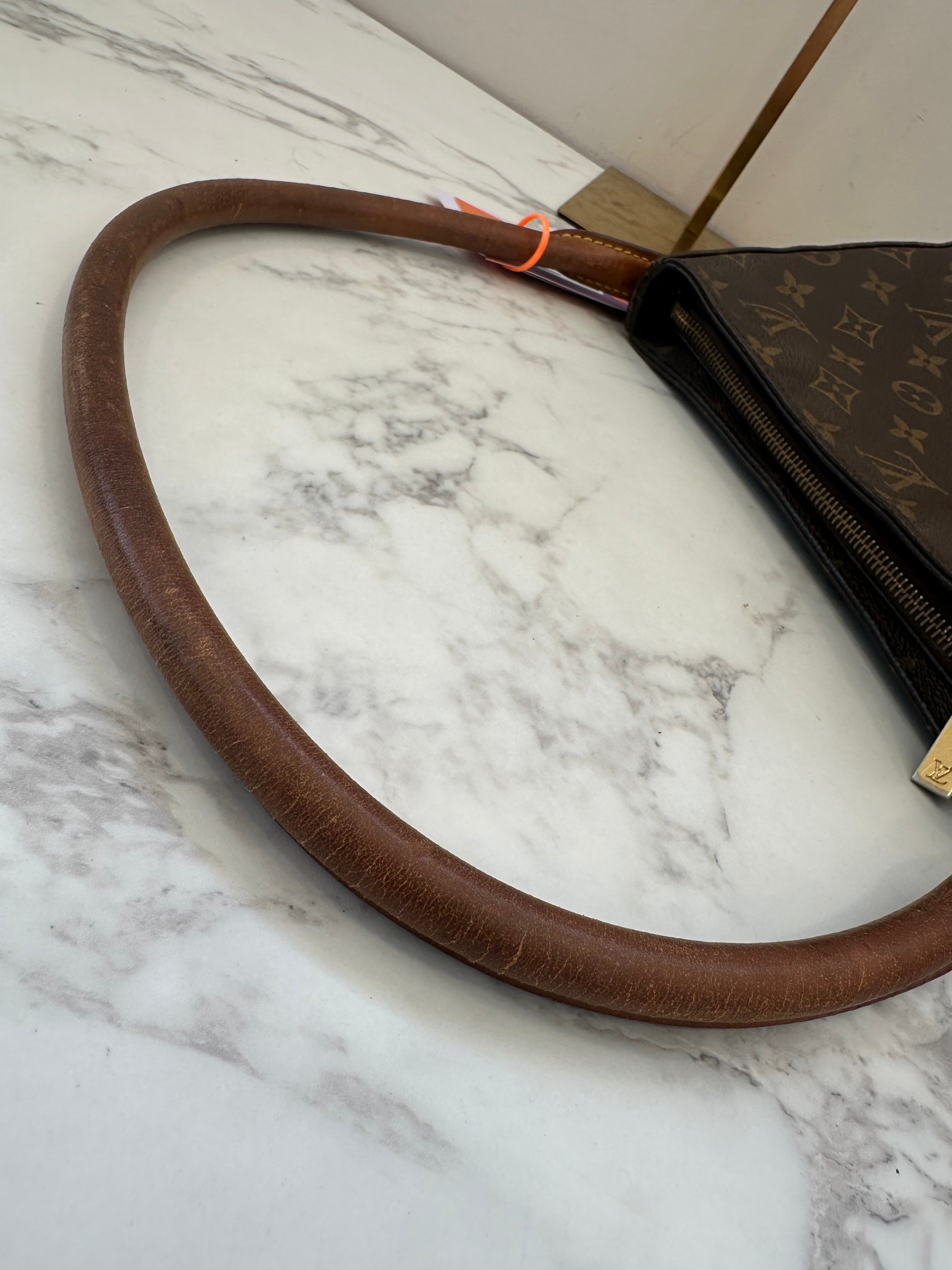 Louis Vuitton Looping MM