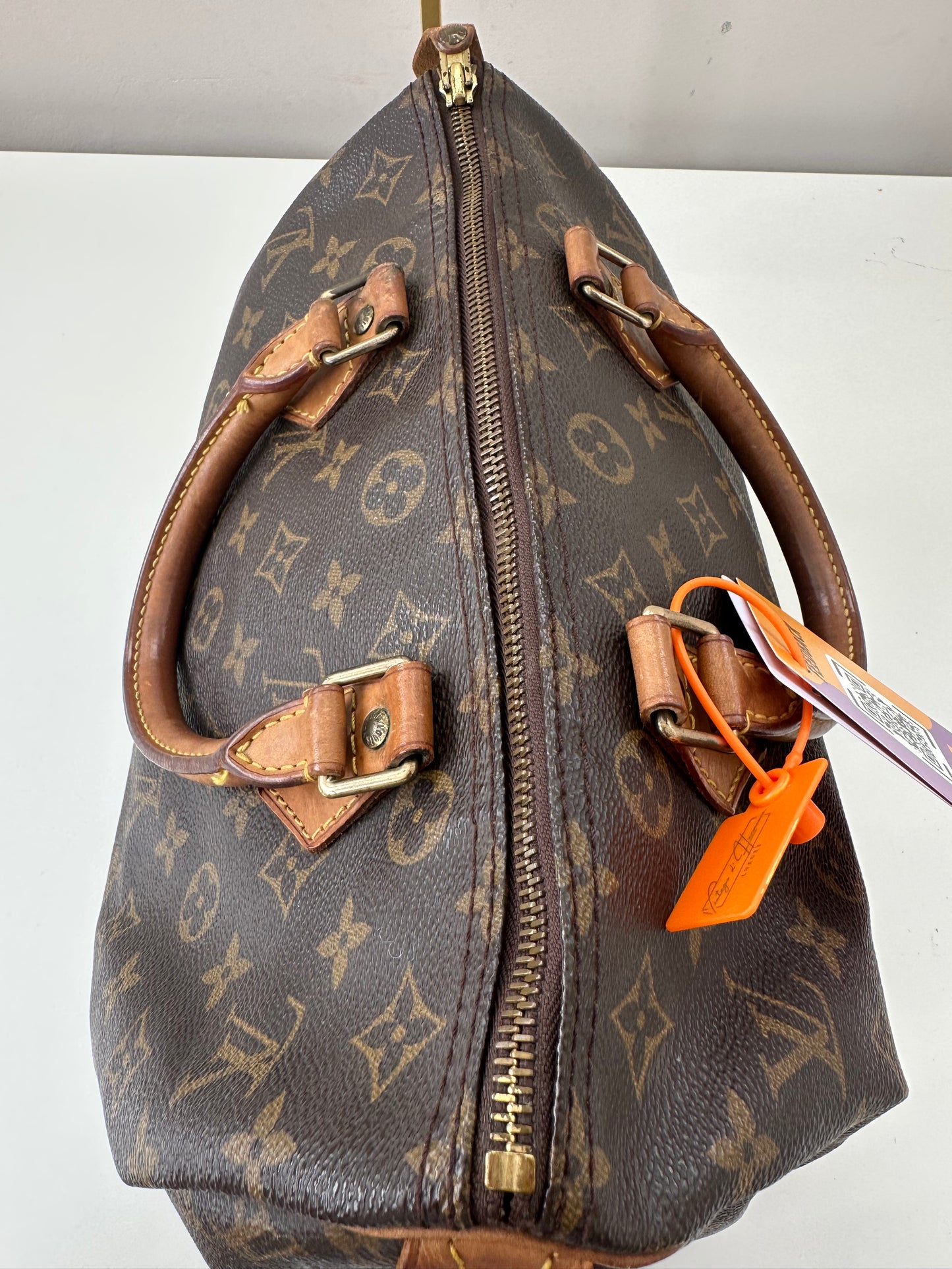 Louis Vuitton Speedy 30