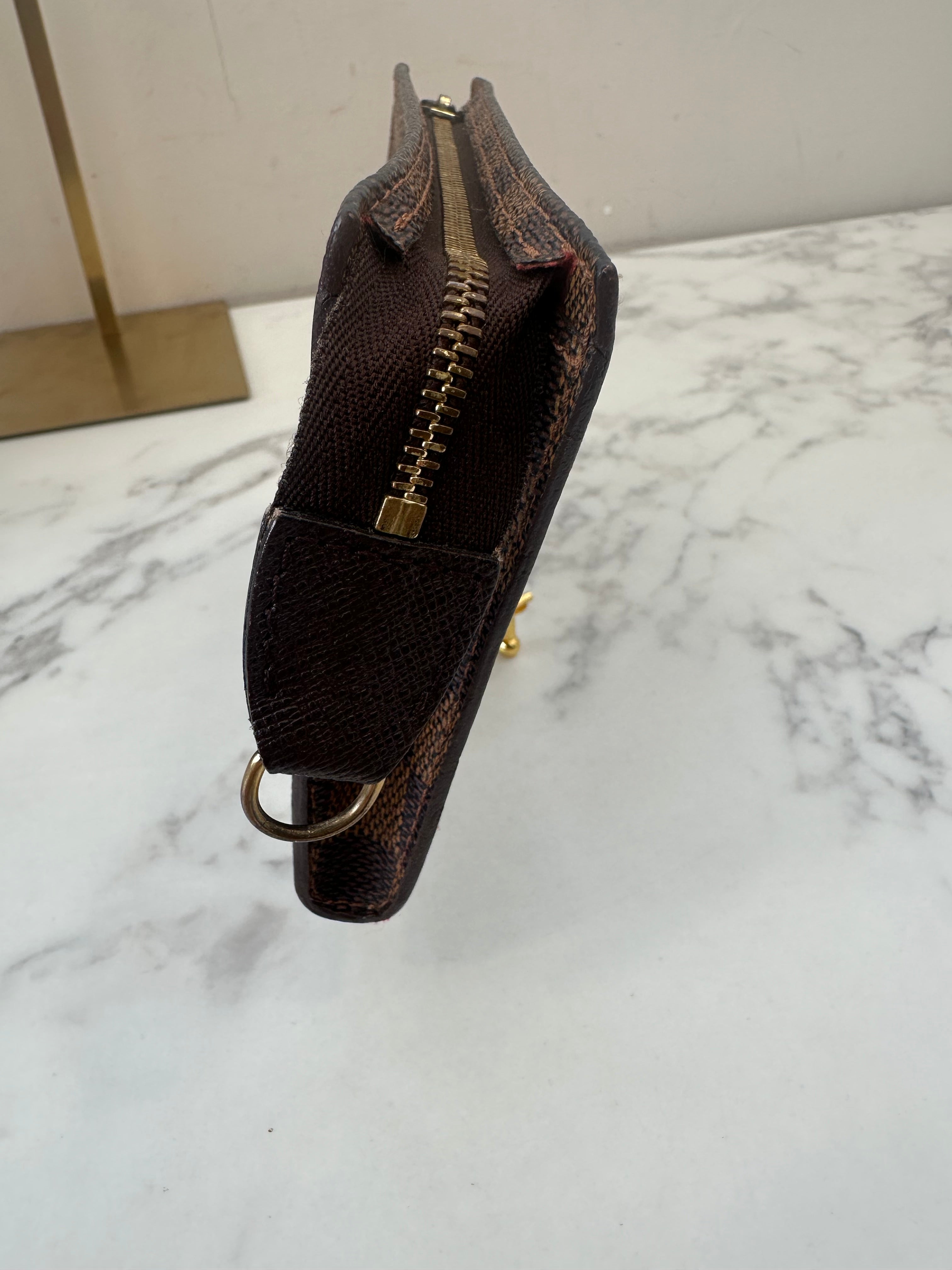 Louis Vuitton Marais Damier Ebene