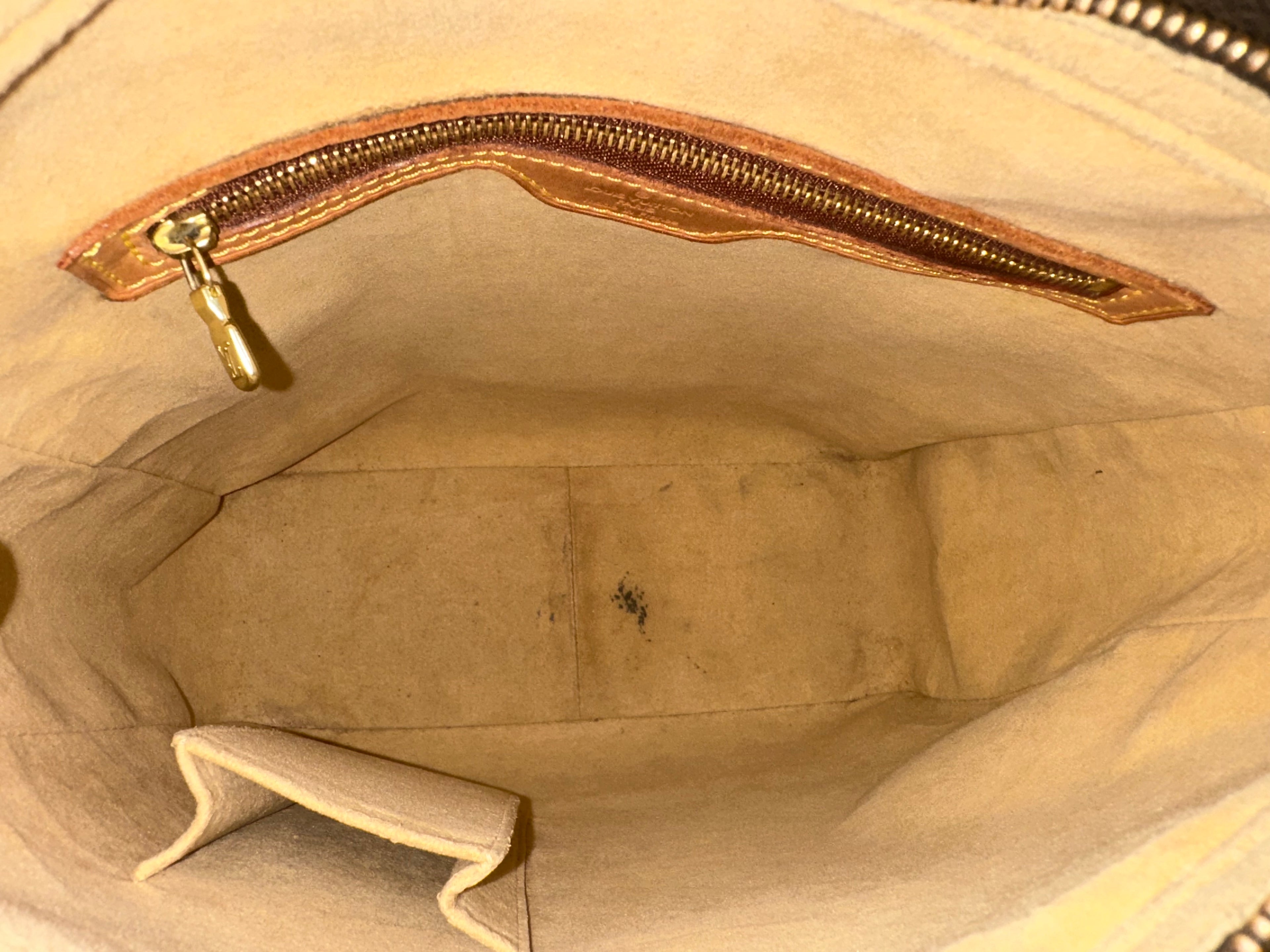 Louis Vuitton Looping GM