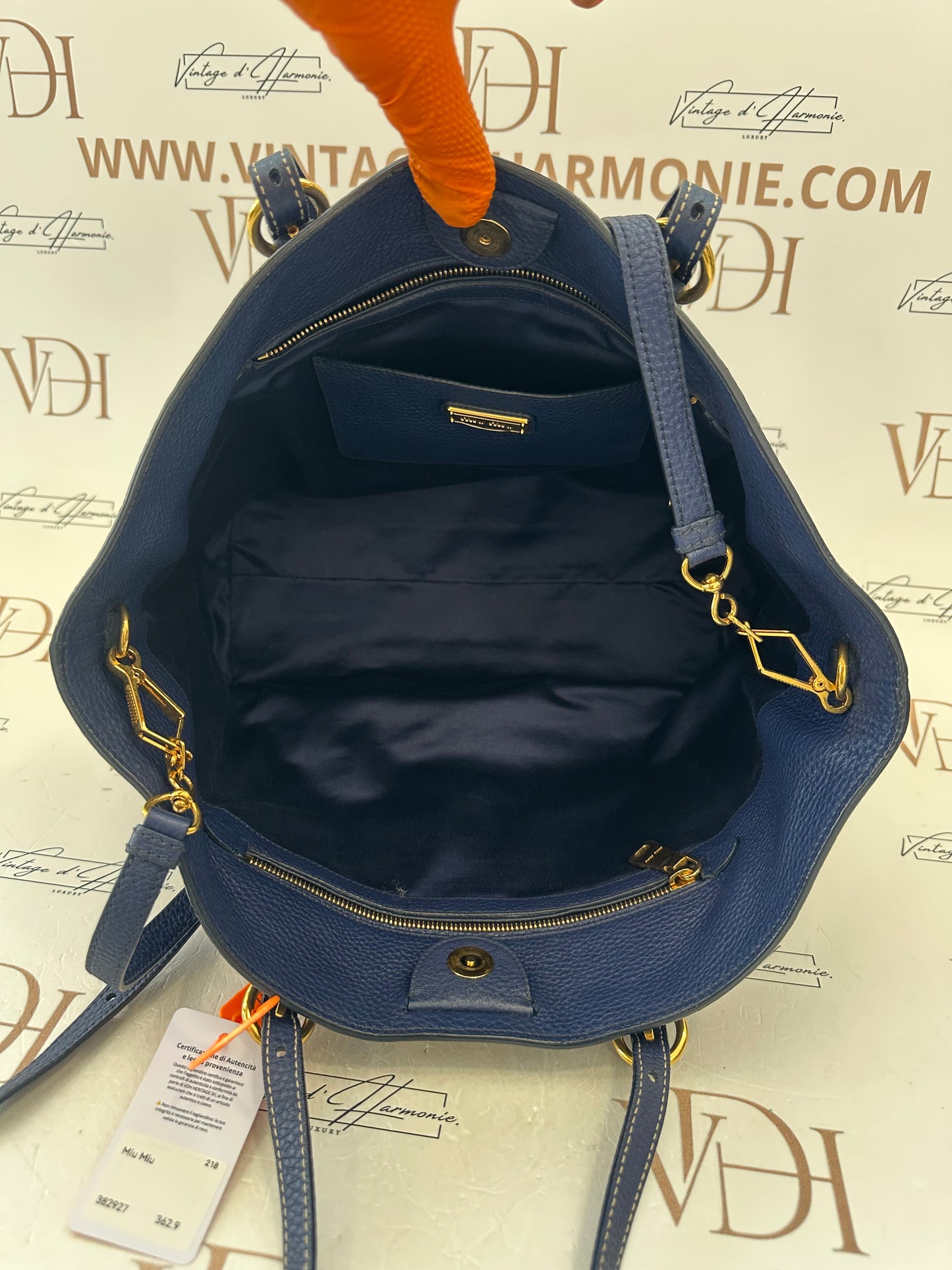 382927 - Miu Miu Tote