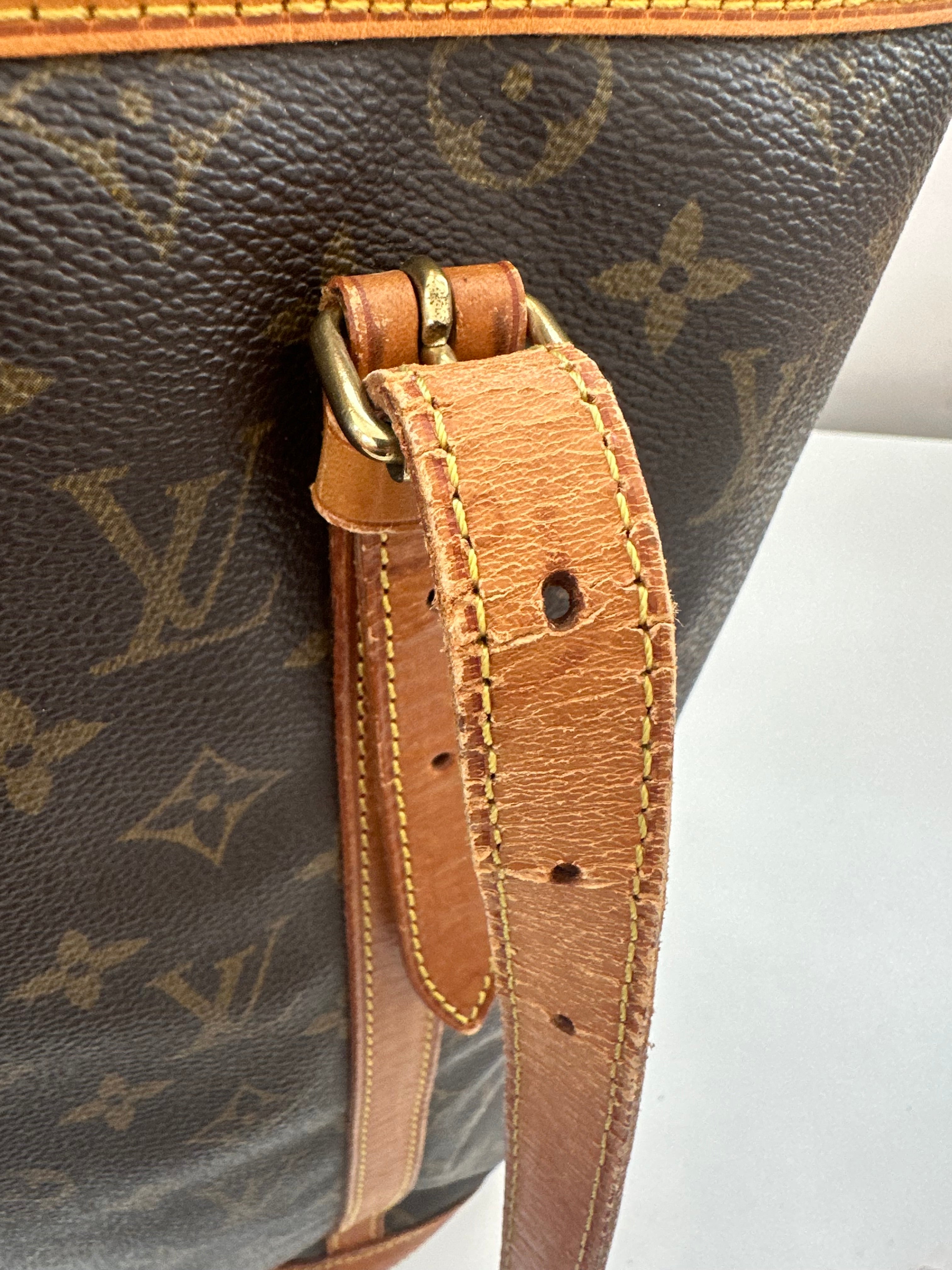 Louis Vuitton Bucket GM