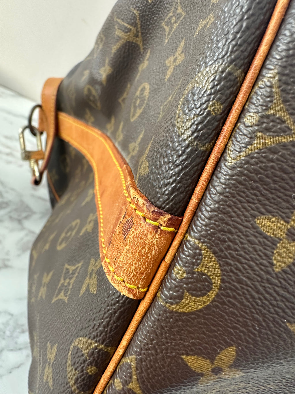 Louis Vuitton Keepall 55 Bandouliere