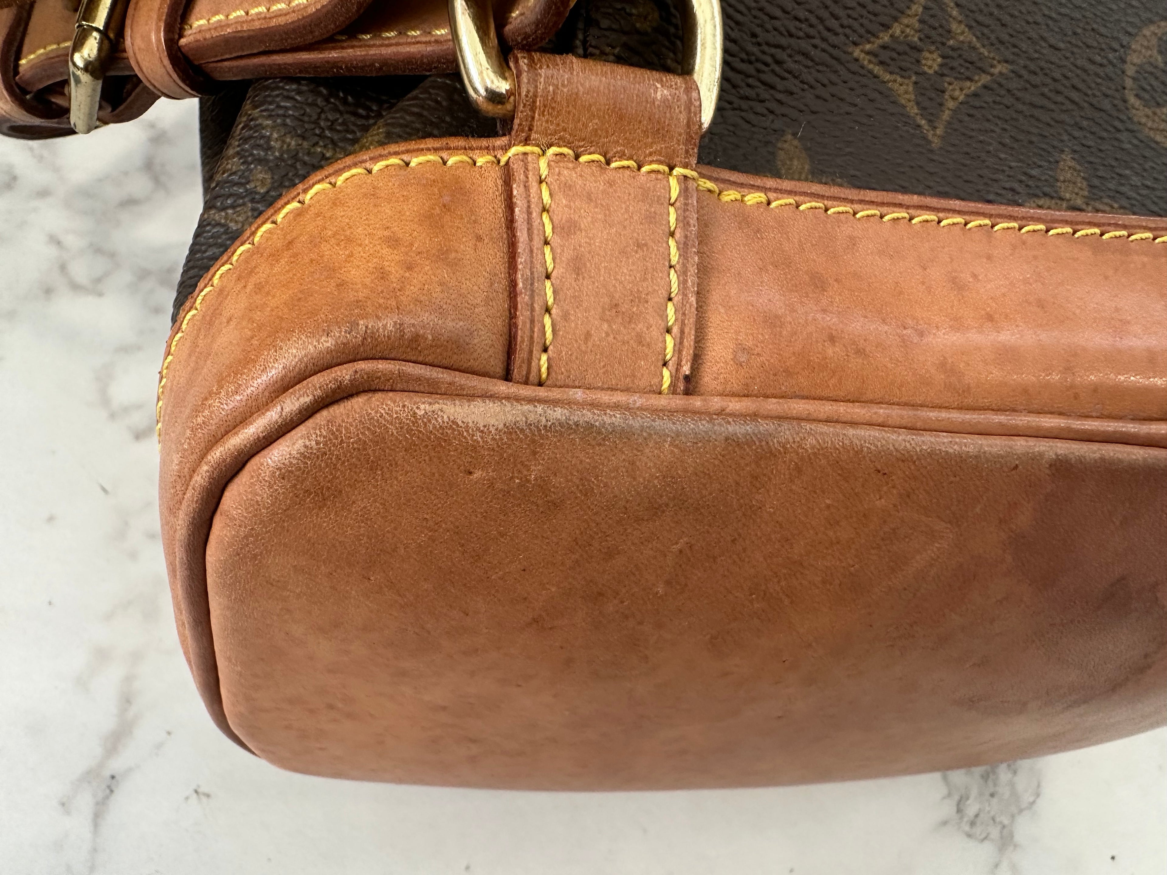 Louis Vuitton Montsouris MM