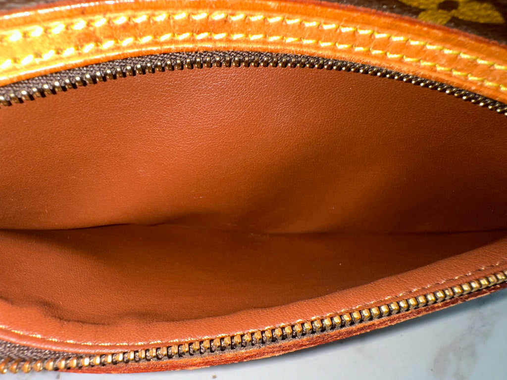 Louis Vuitton Dragonne GM