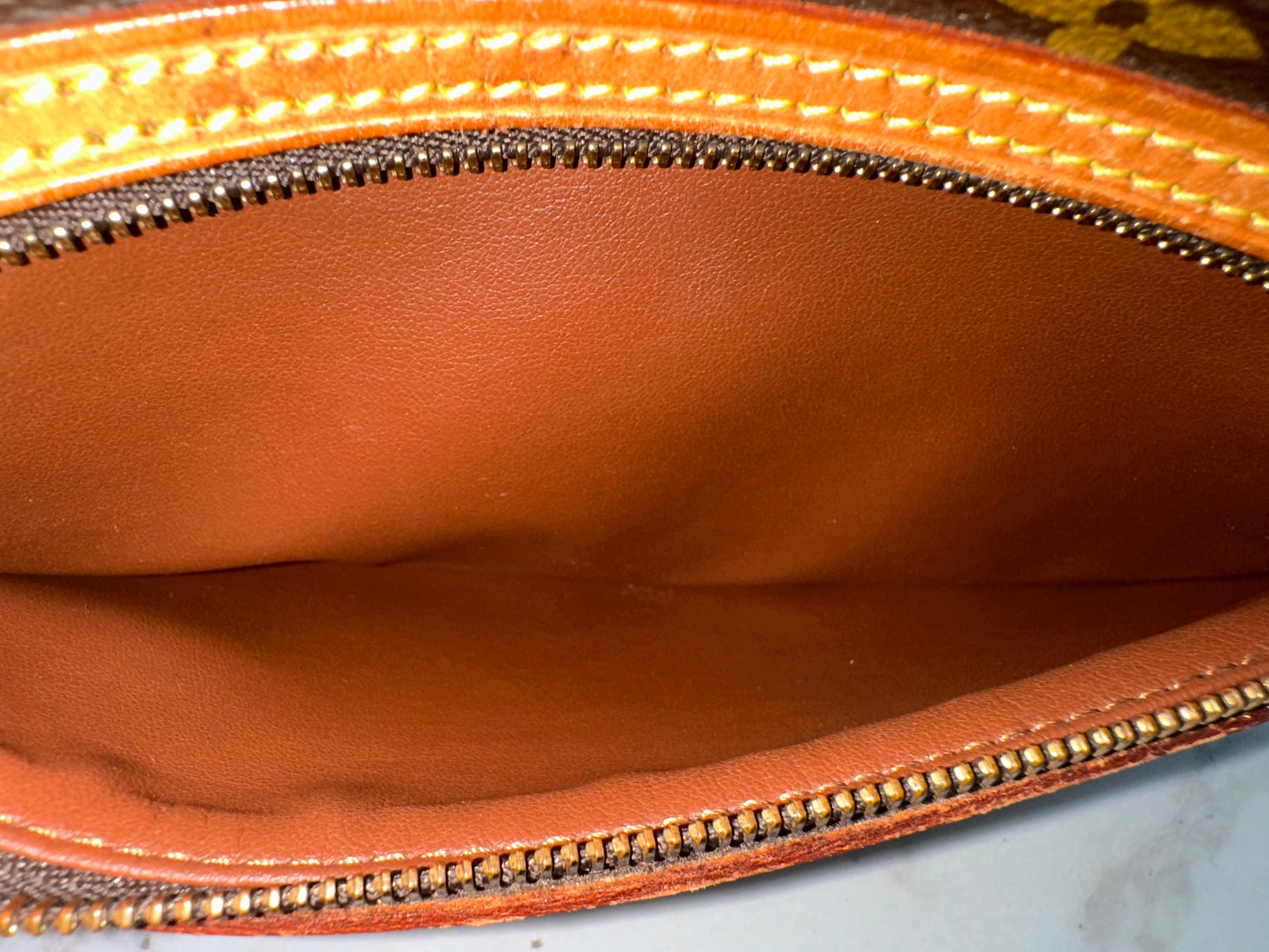 Louis Vuitton Dragonne GM