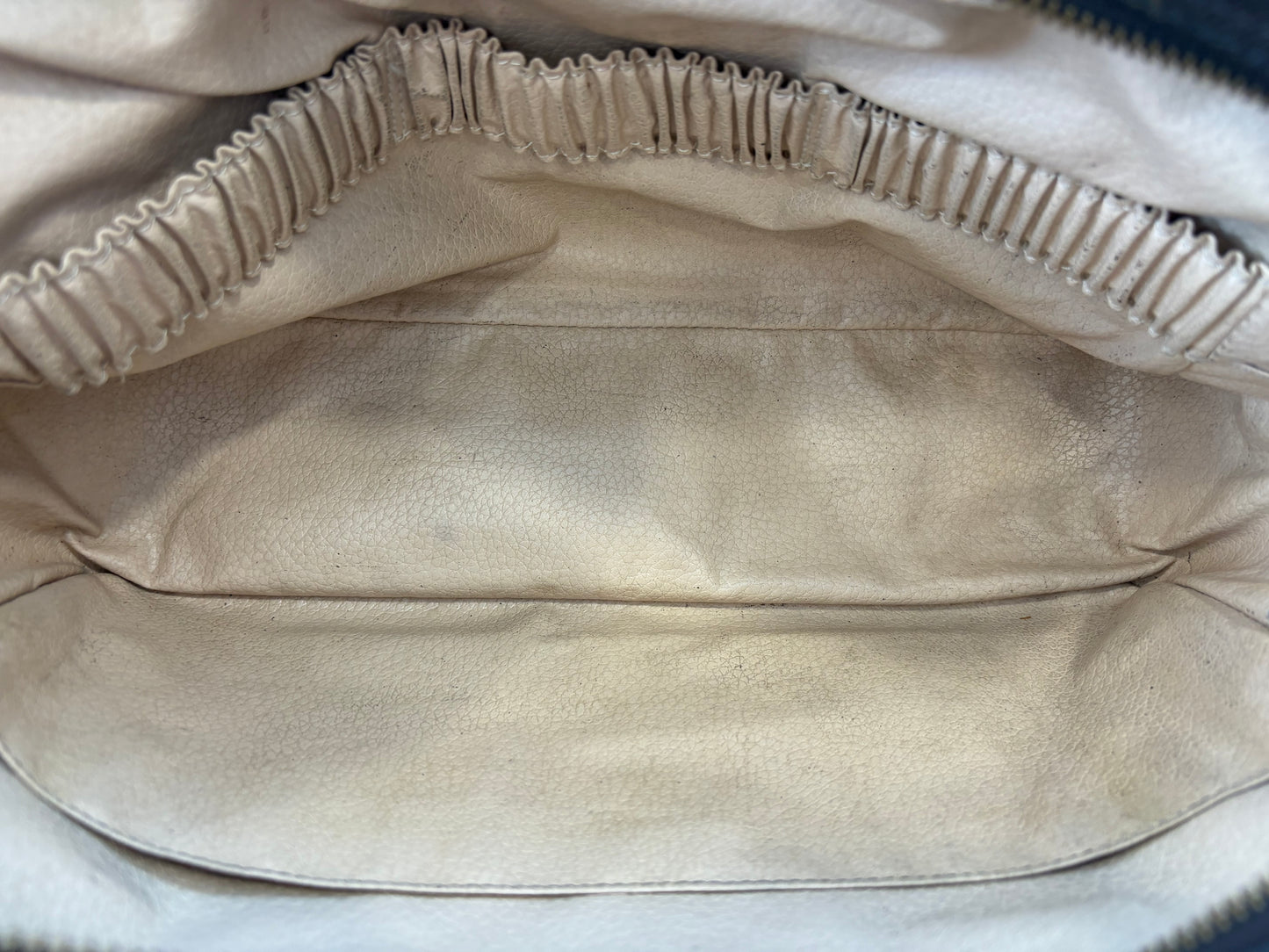 018416 - Louis Vuitton Trousse Toilette 28
