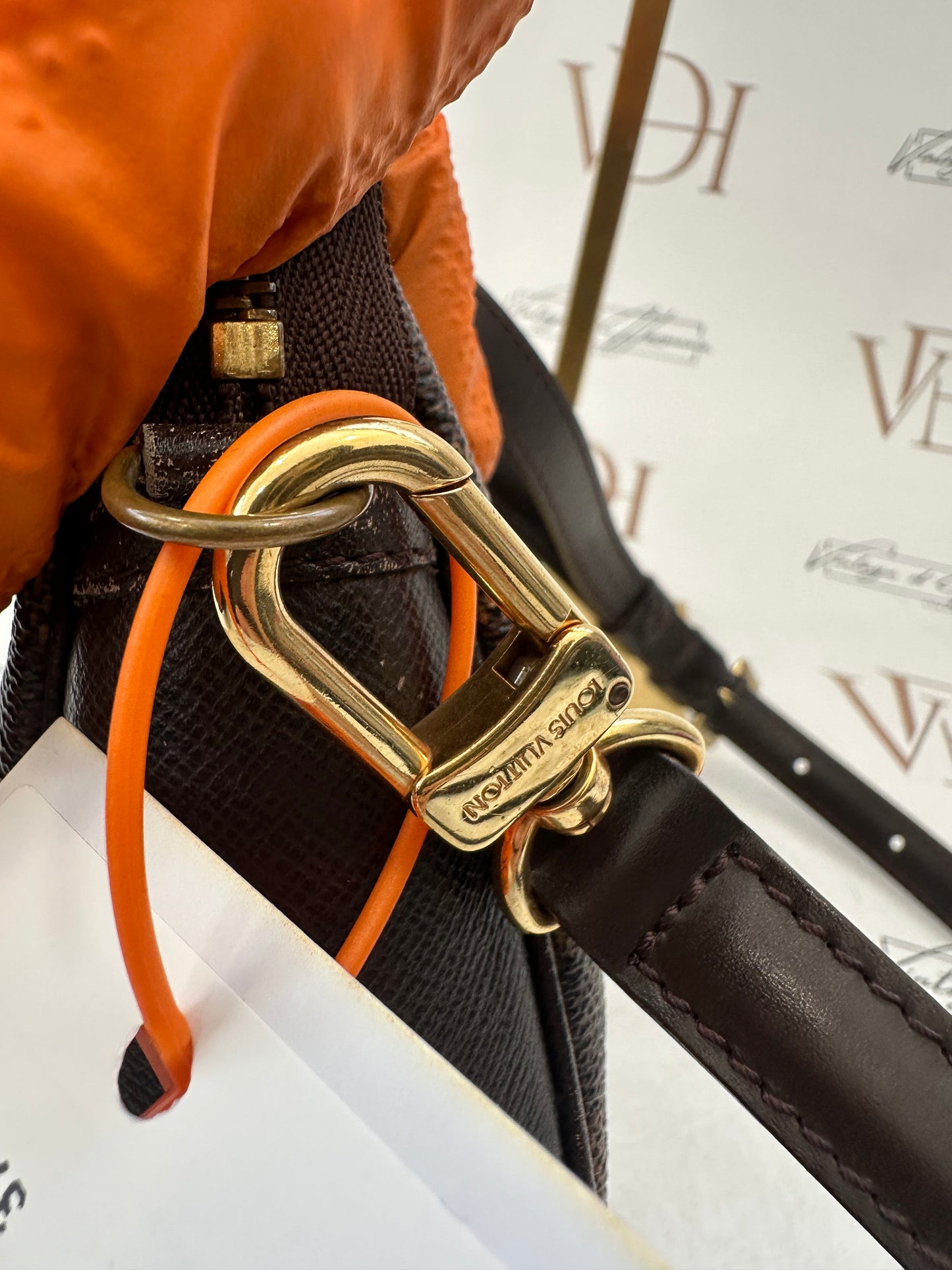 017849 - Louis Vuitton Damier Trousse Makeup