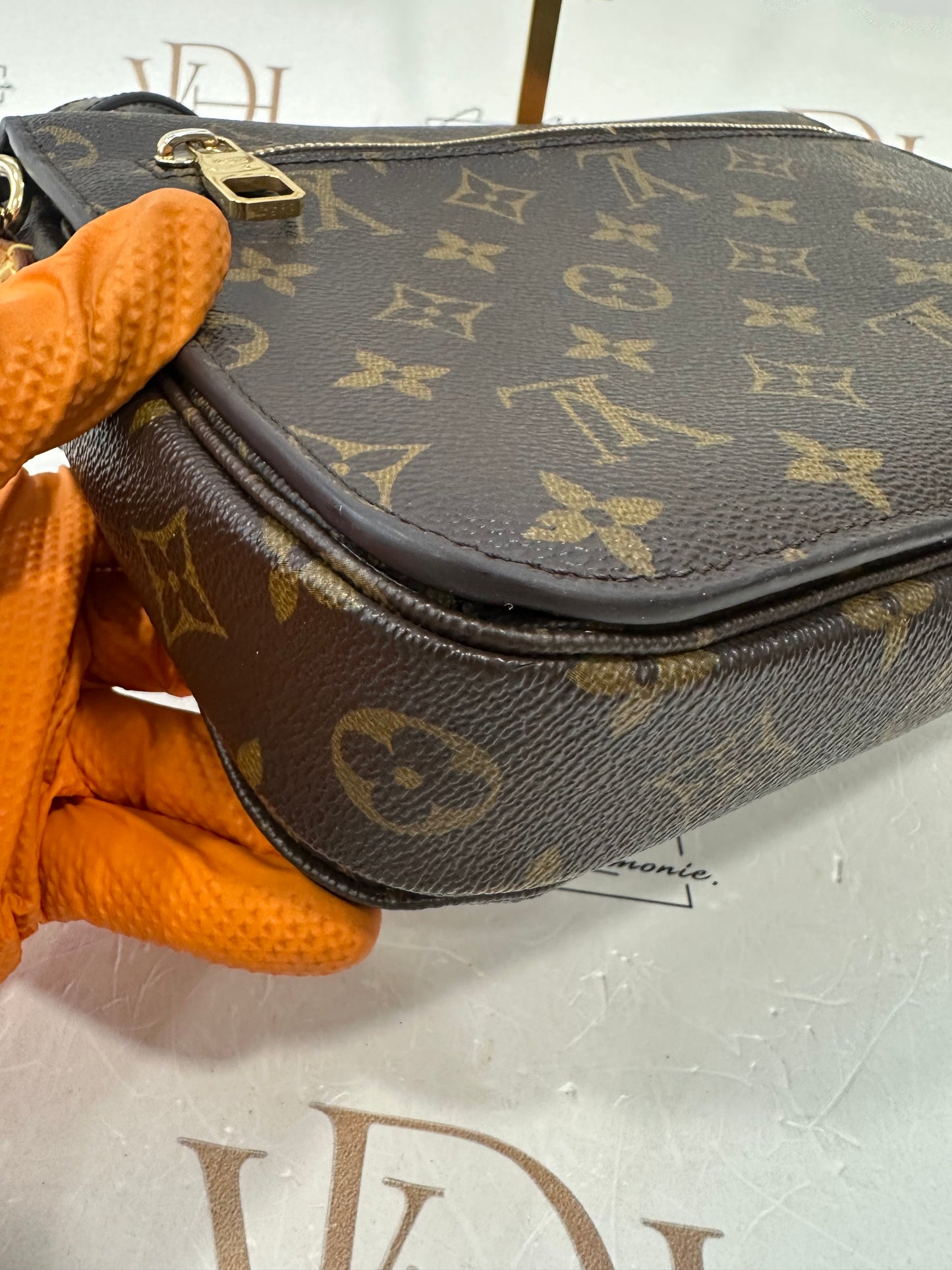 382848 - Louis Vuitton Metis