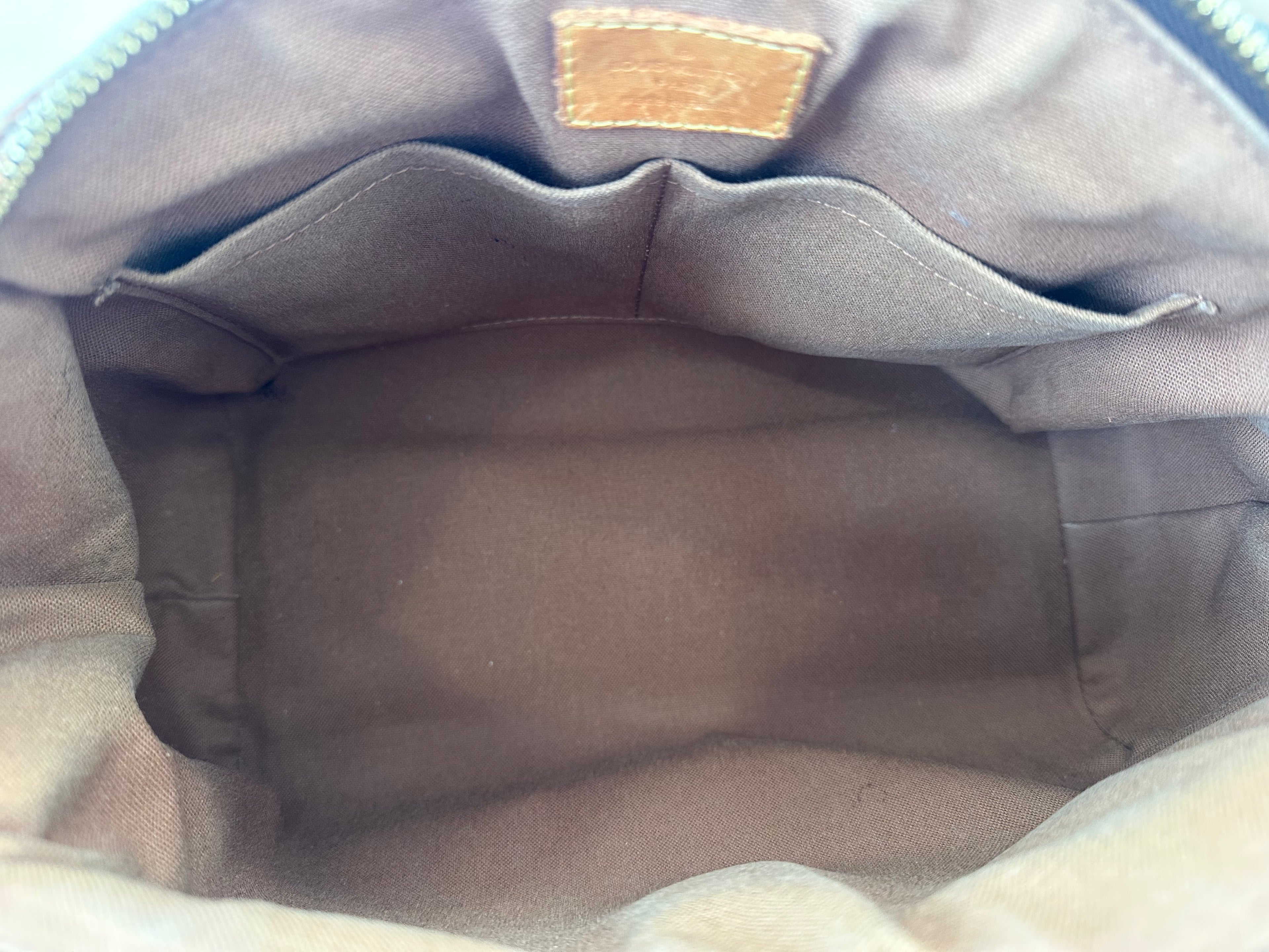 Louis Vuitton Tivoli PM