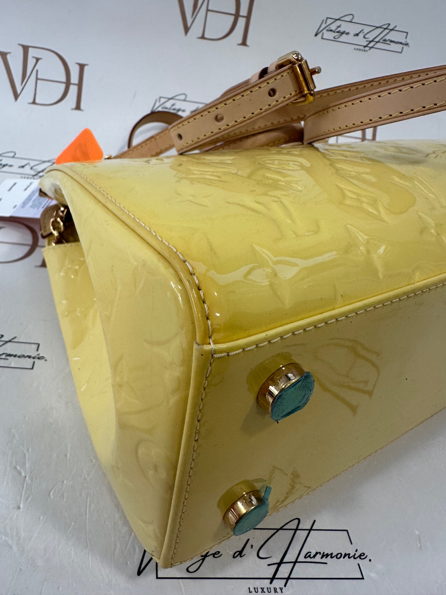 382690 - Louis Vuitton Brea