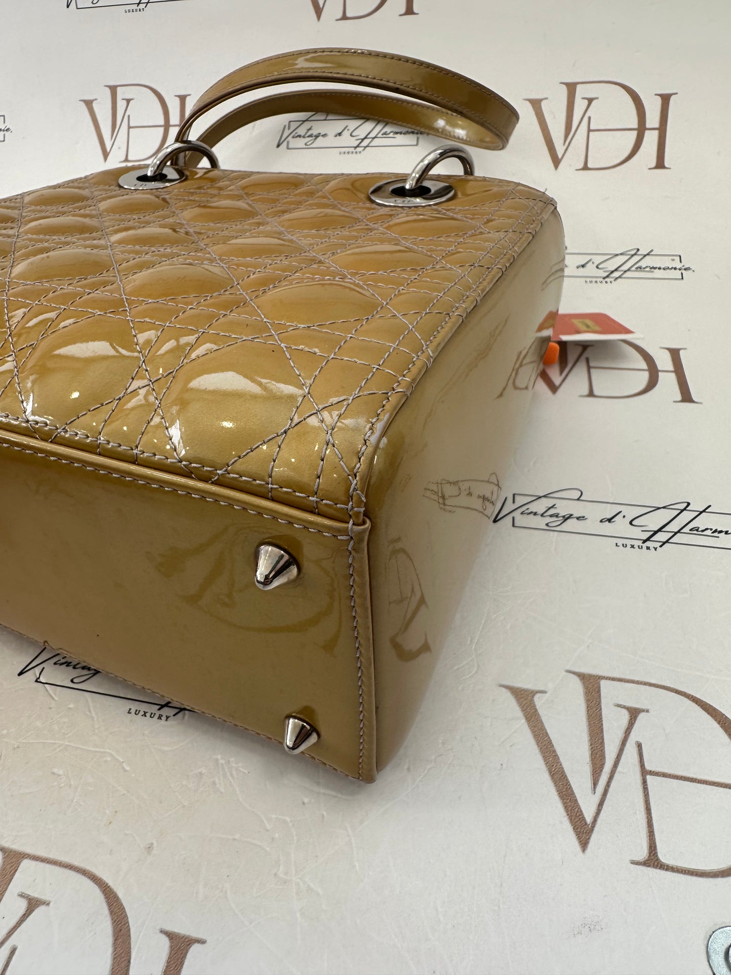382637 - Dior Lady