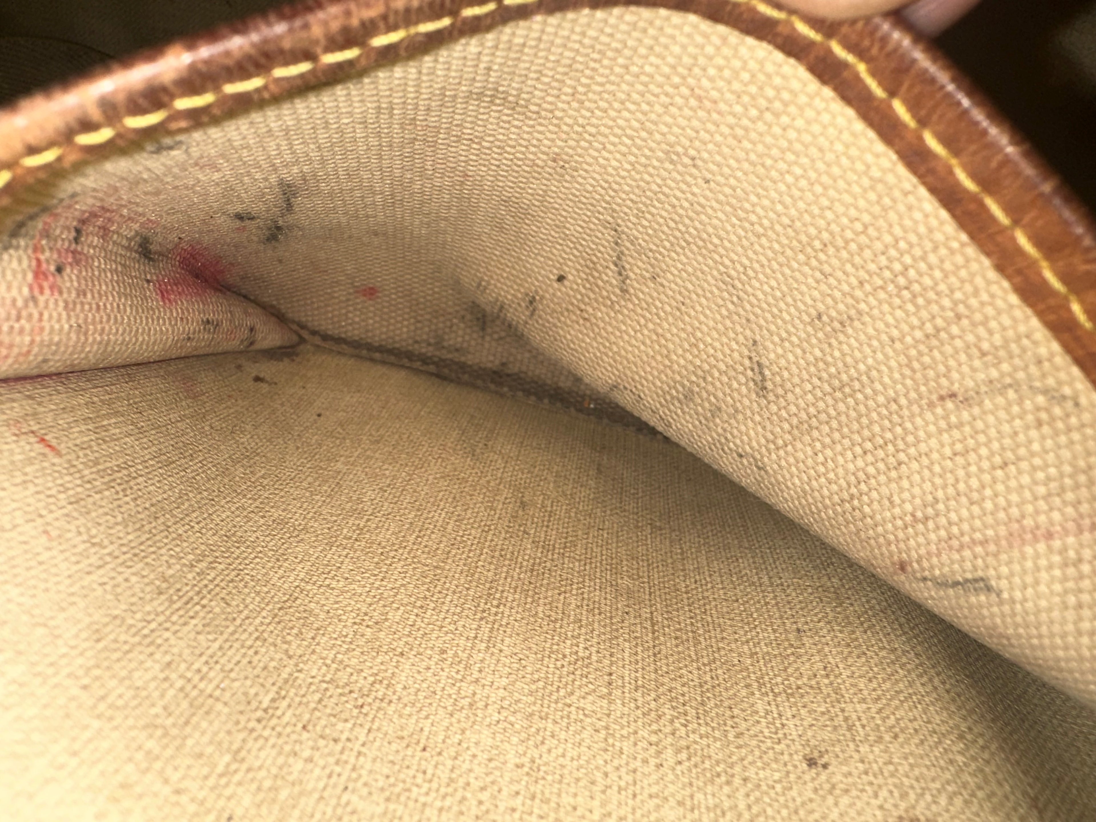 Louis Vuitton Deauville