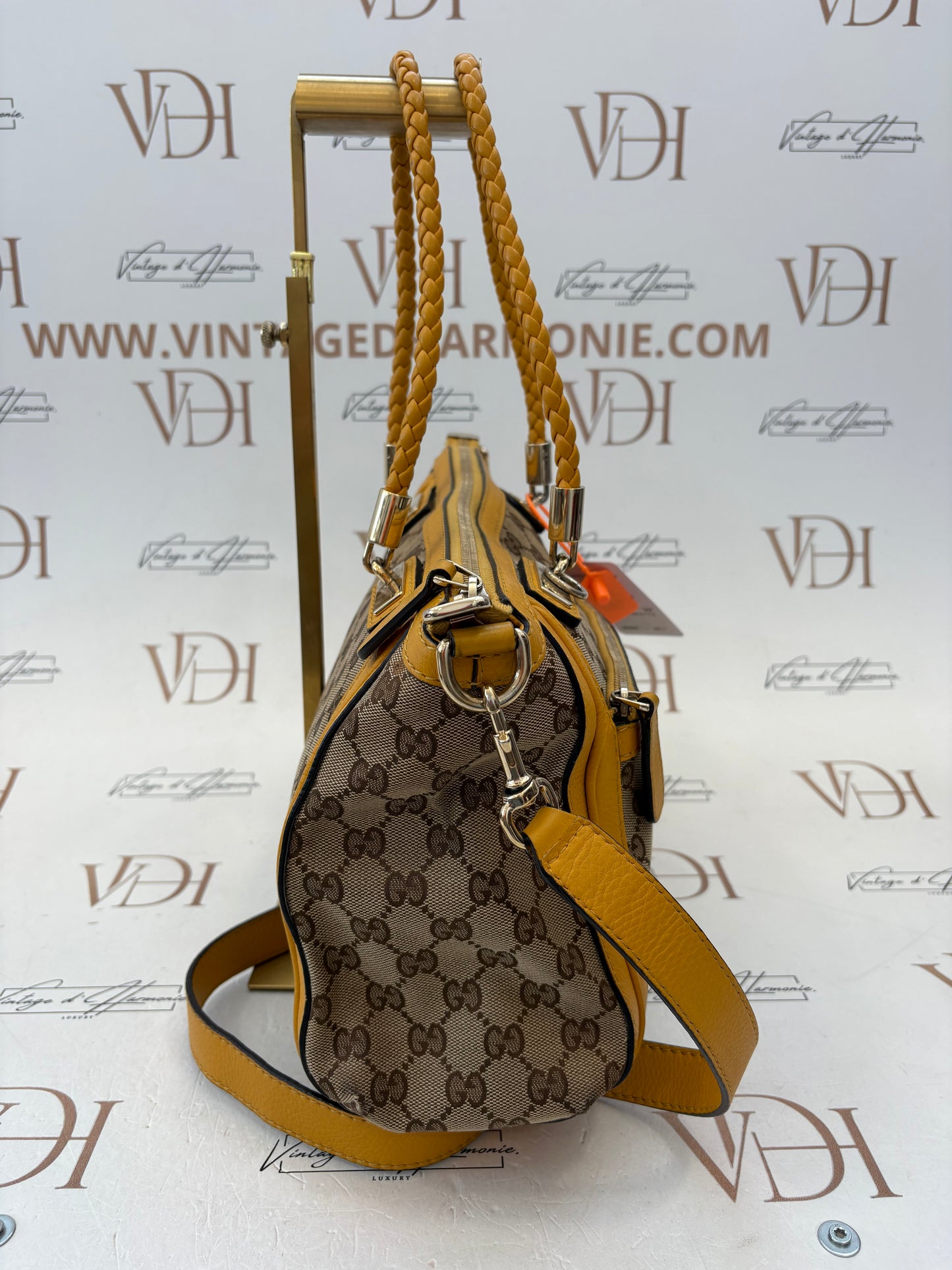 383662 - Gucci Bella