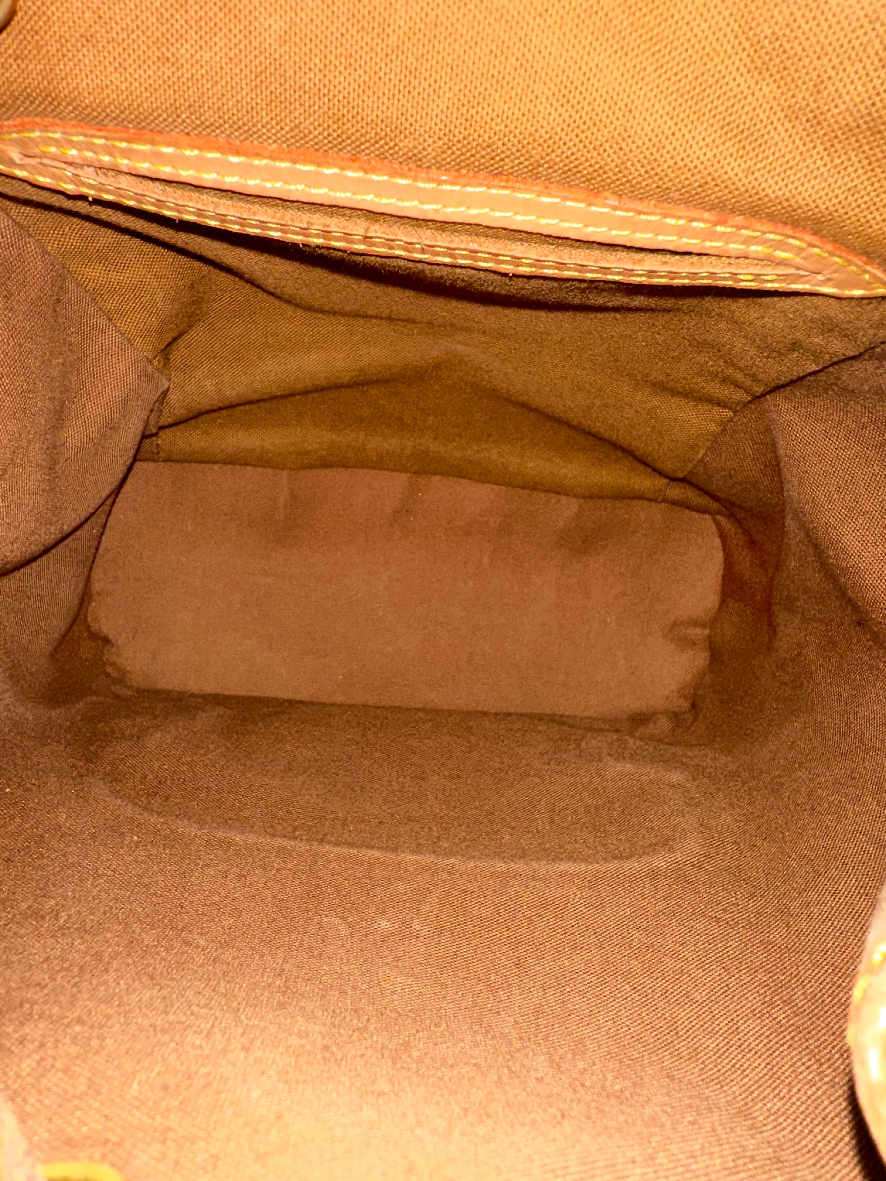 Louis Vuitton Montsouris MM