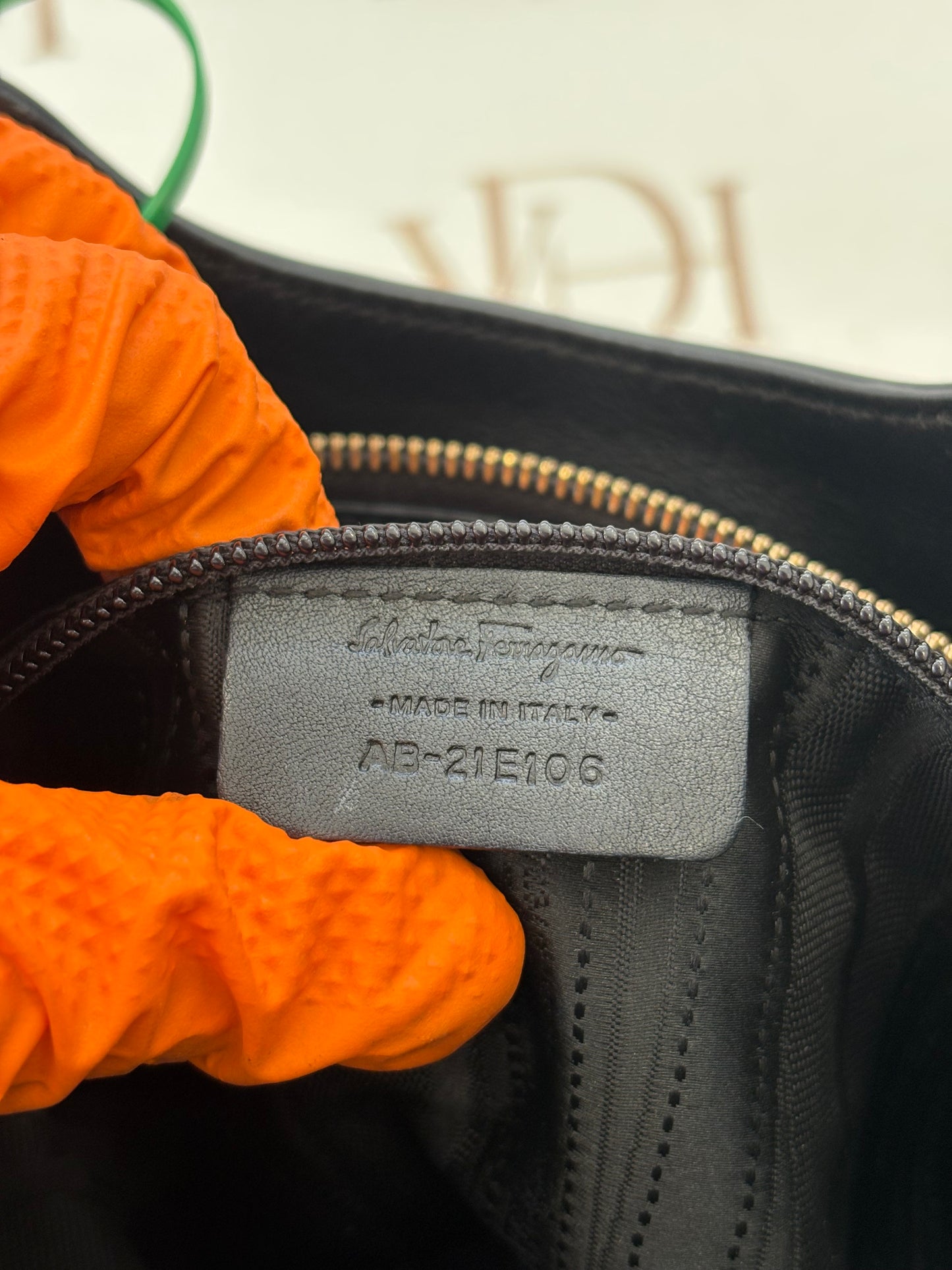 017240 - Salvatore Ferragamo