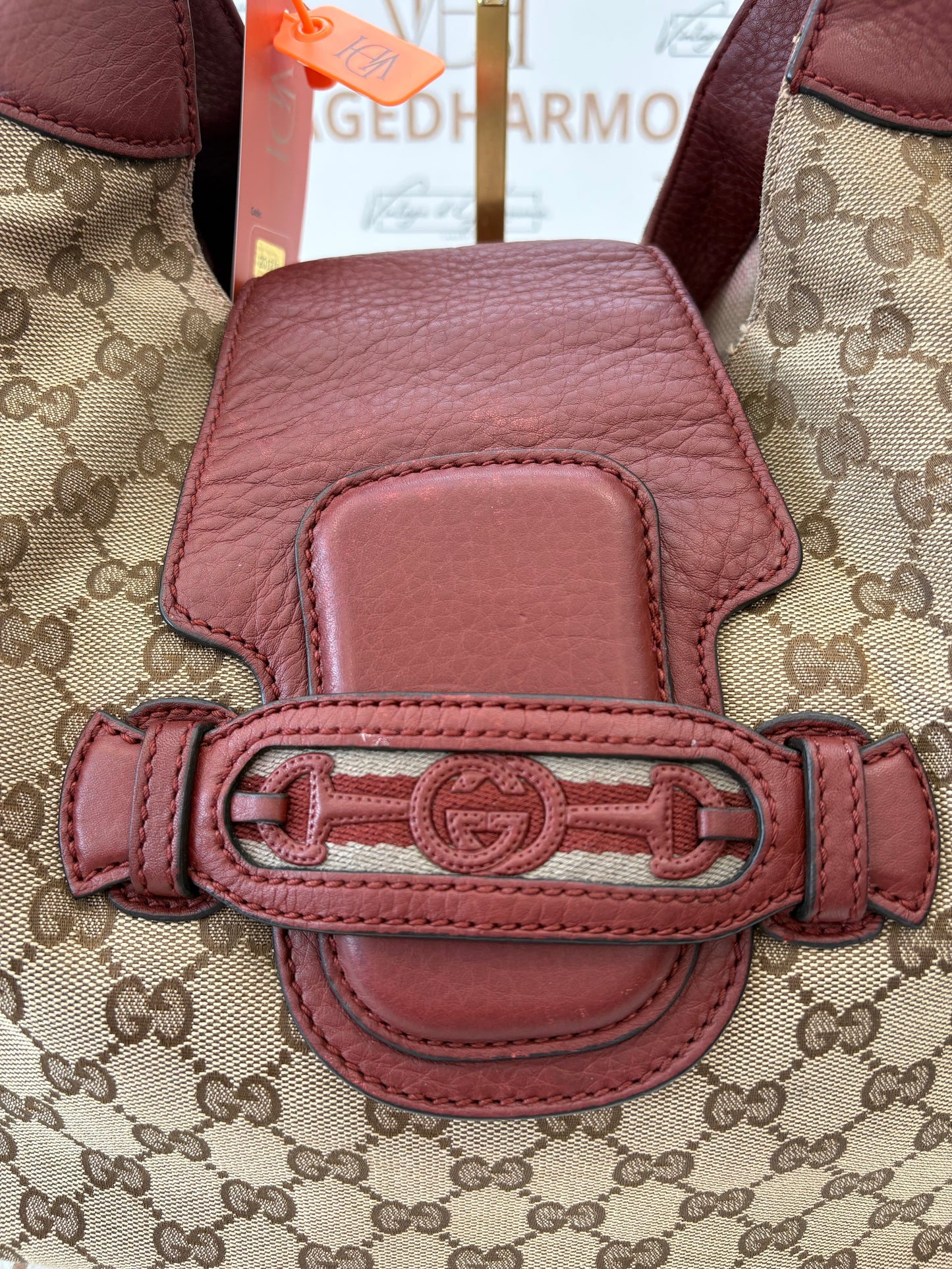 201319 - Gucci Sukey