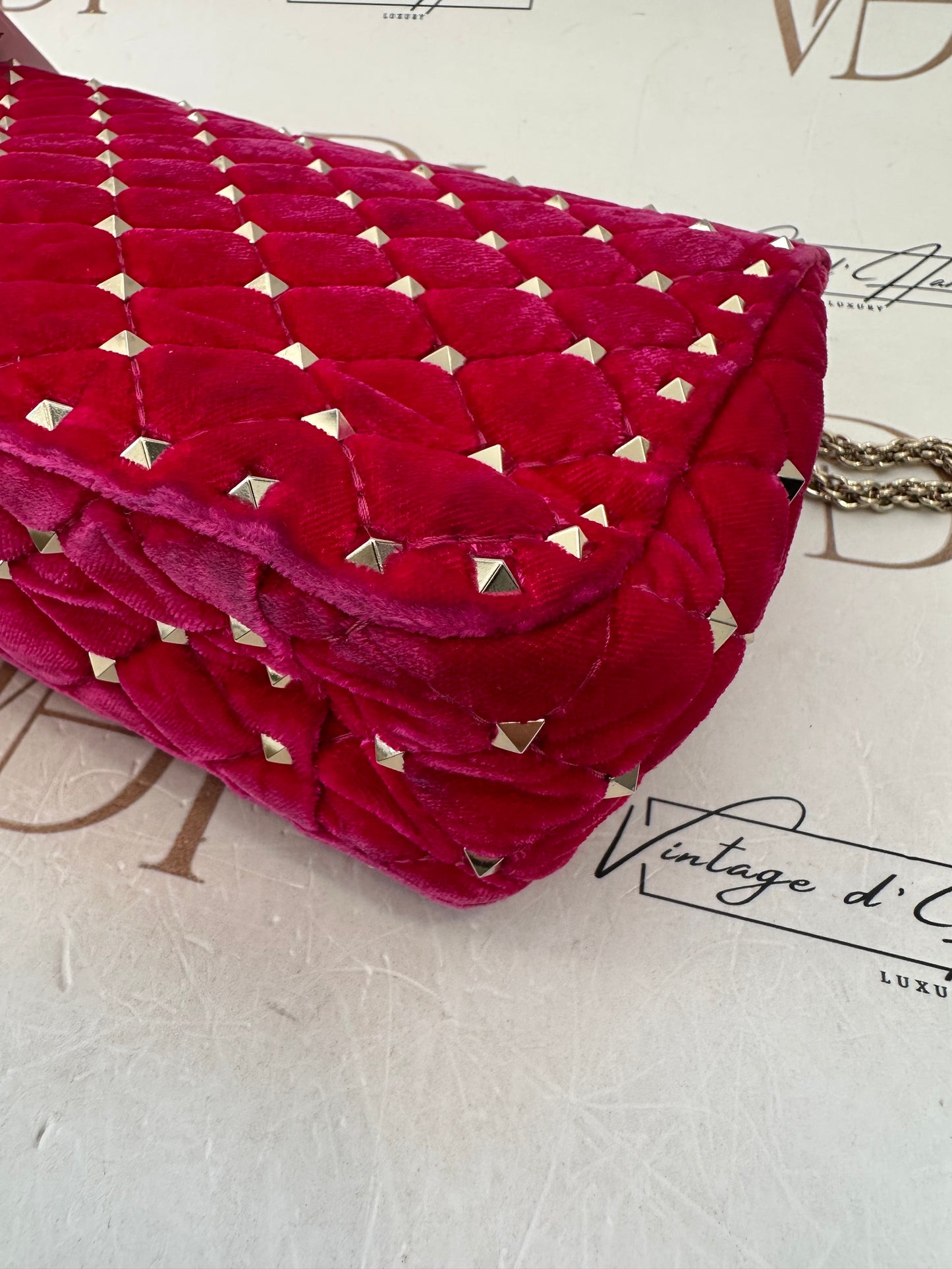 383138 - Valentino Rockstud
