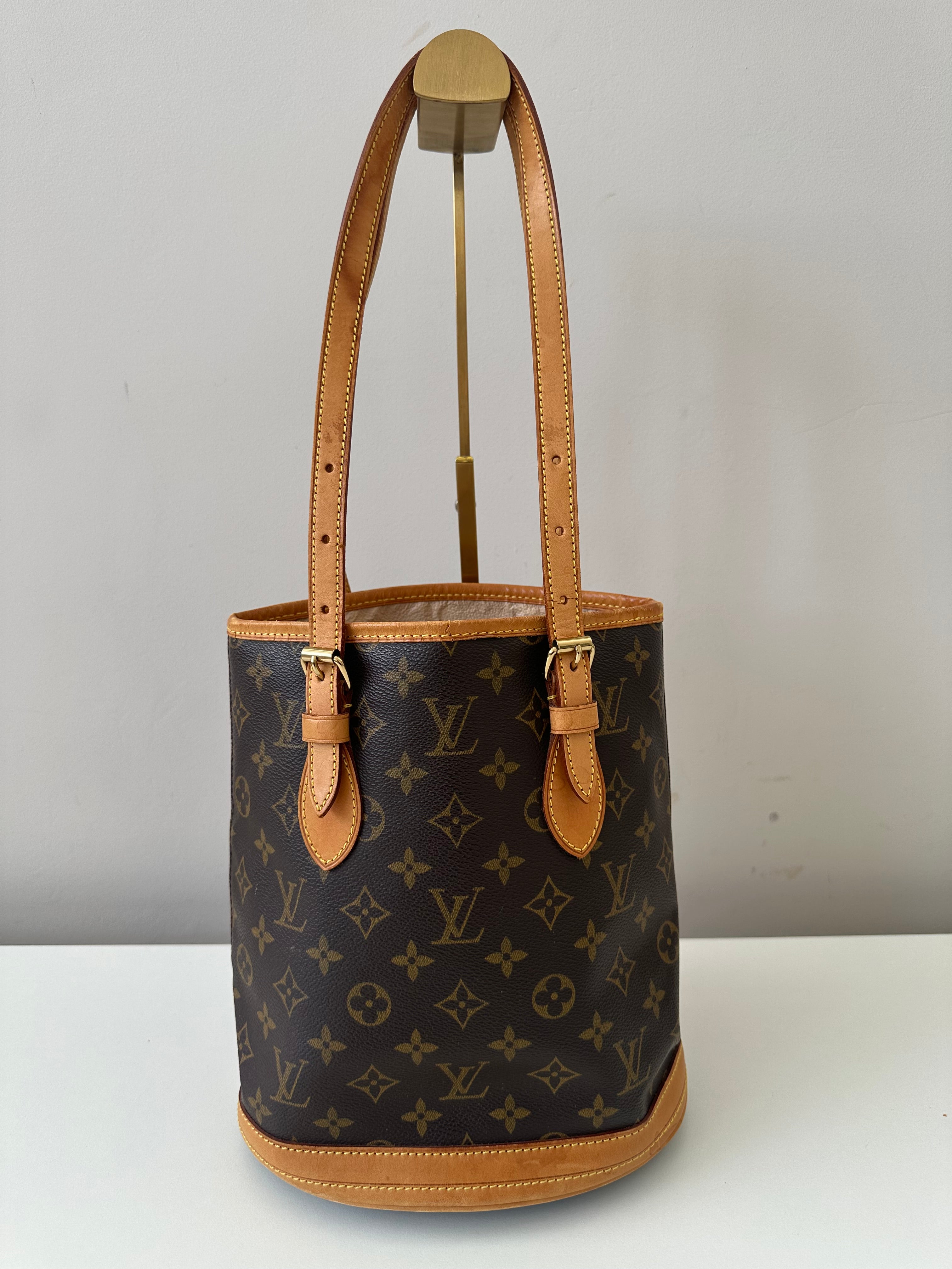 Louis Vuitton Bucket PM